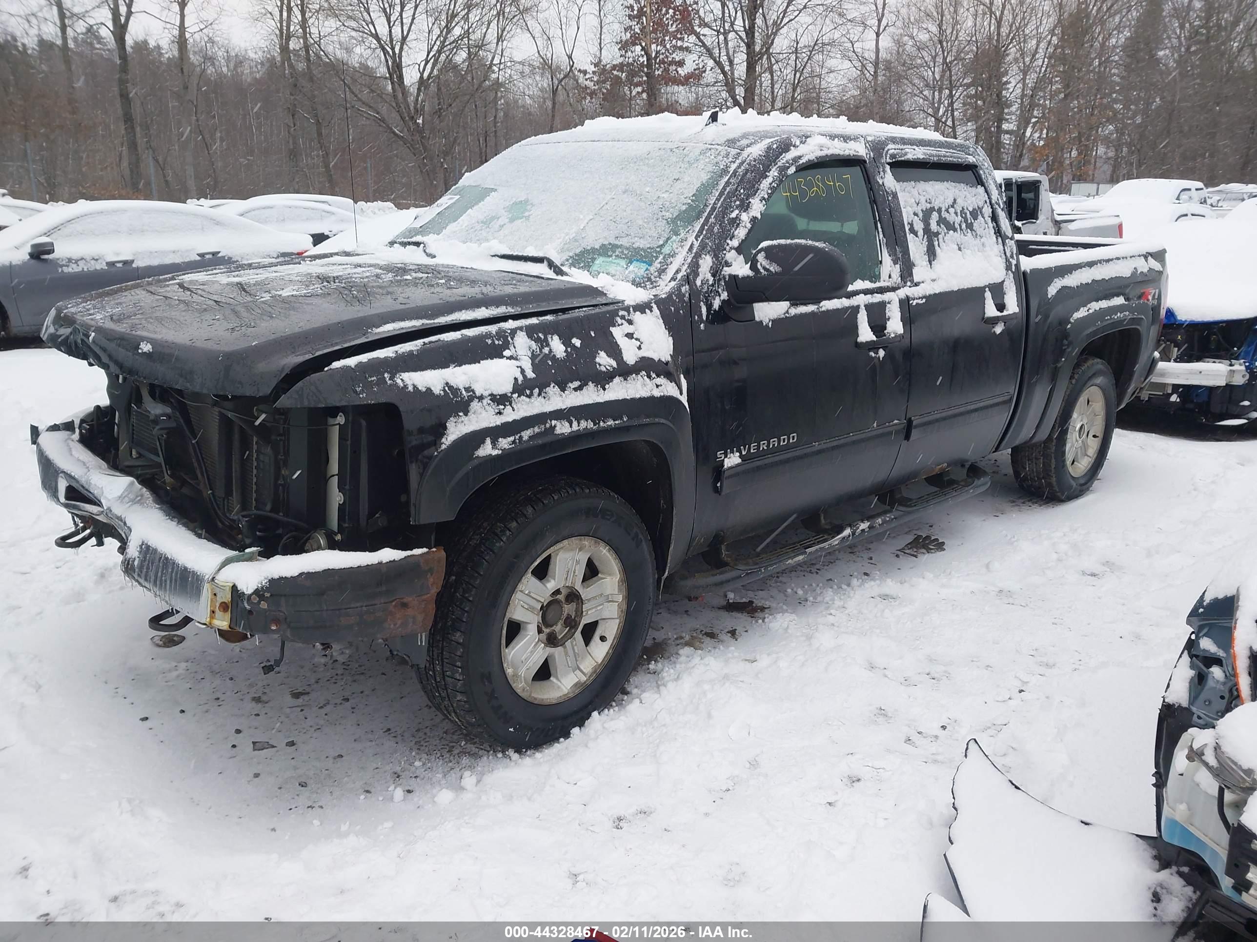 CHEVROLET SILVERADO image 2