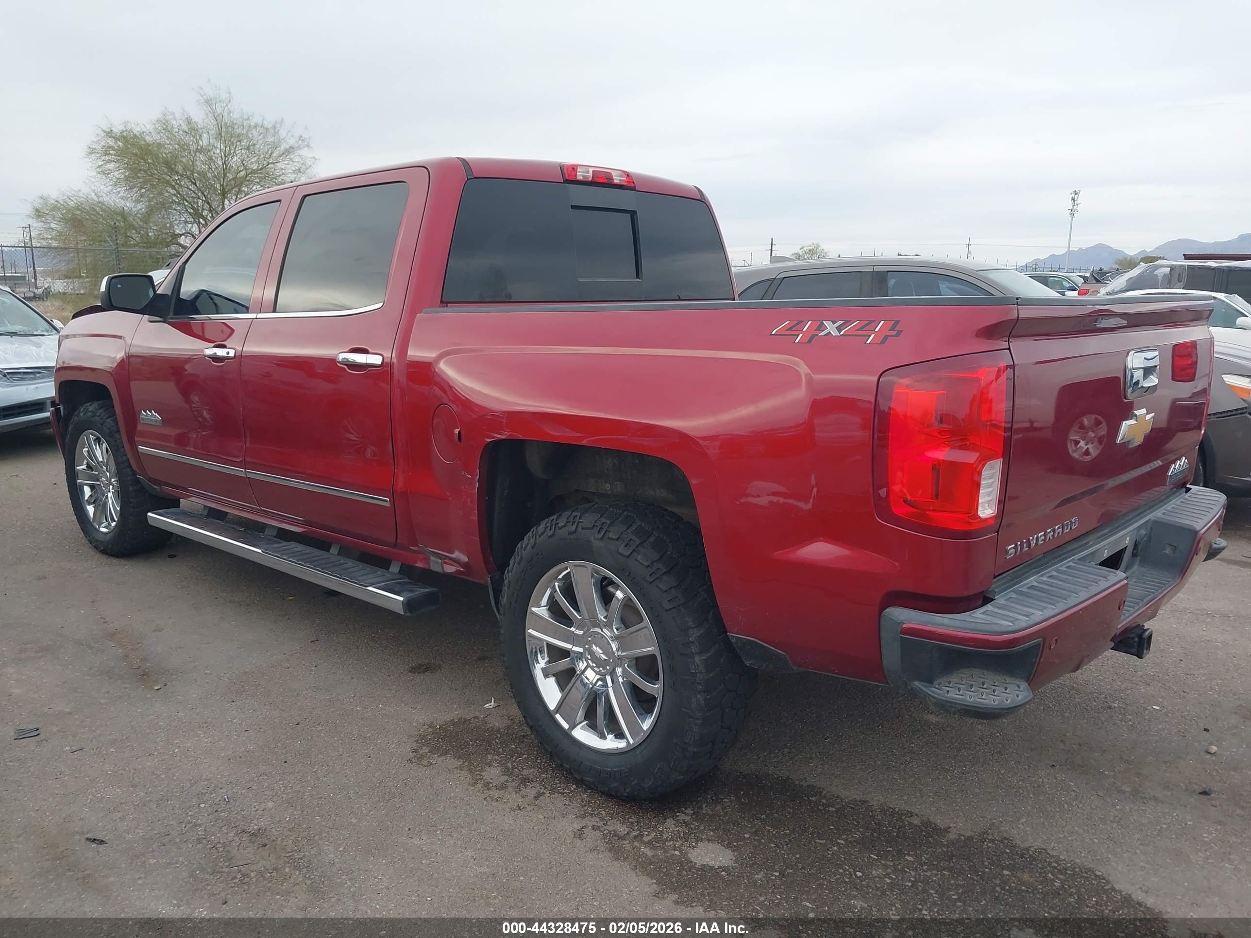 CHEVROLET SILVERADO image 3