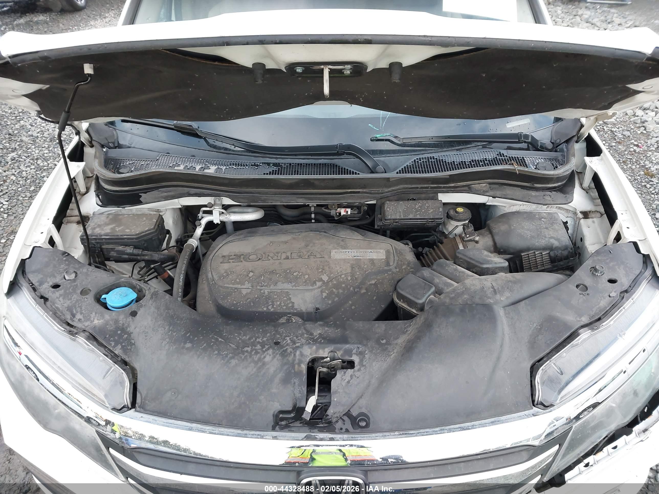HONDA PILOT image 10