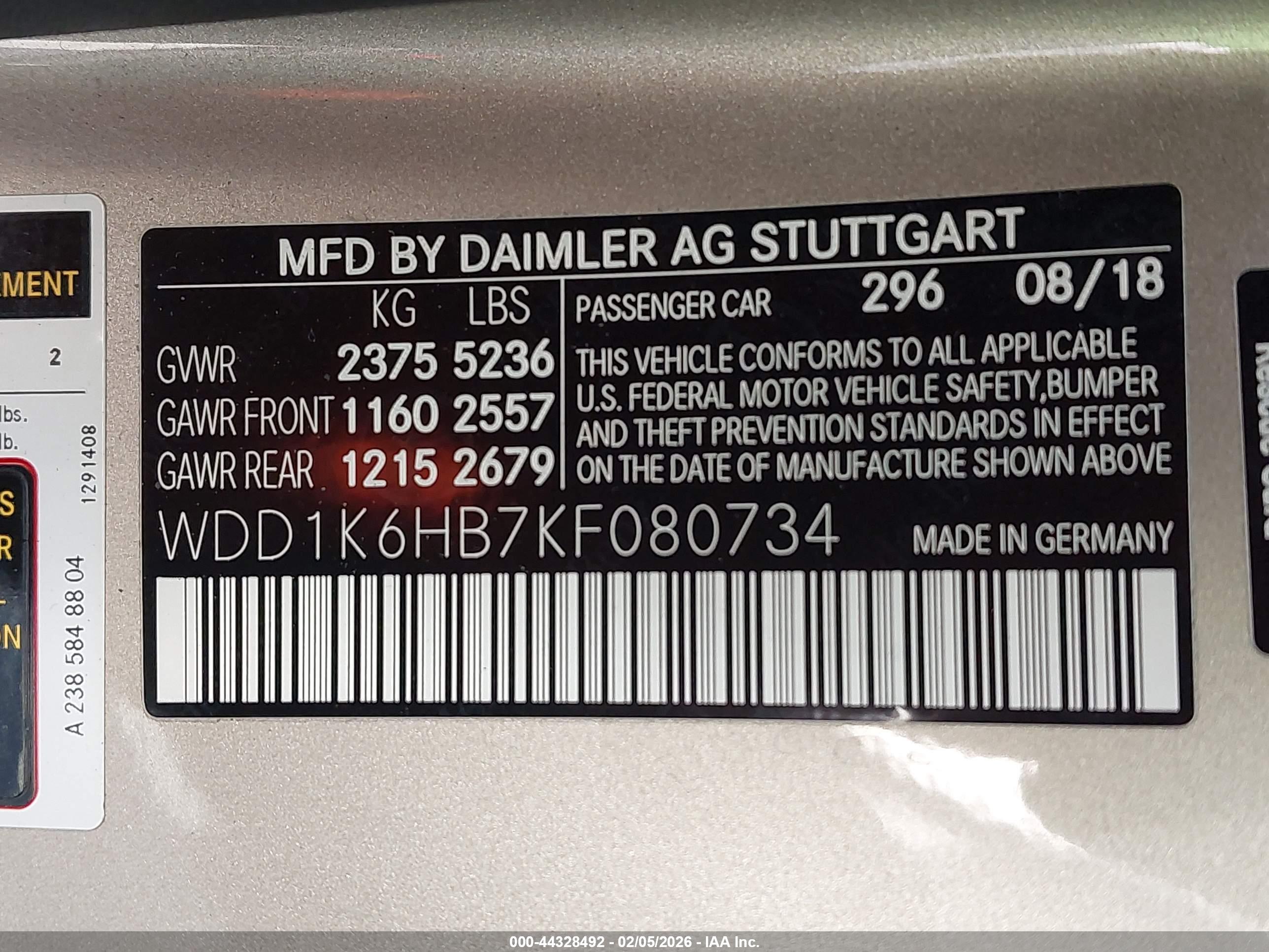 MERCEDES-BENZ E image 9