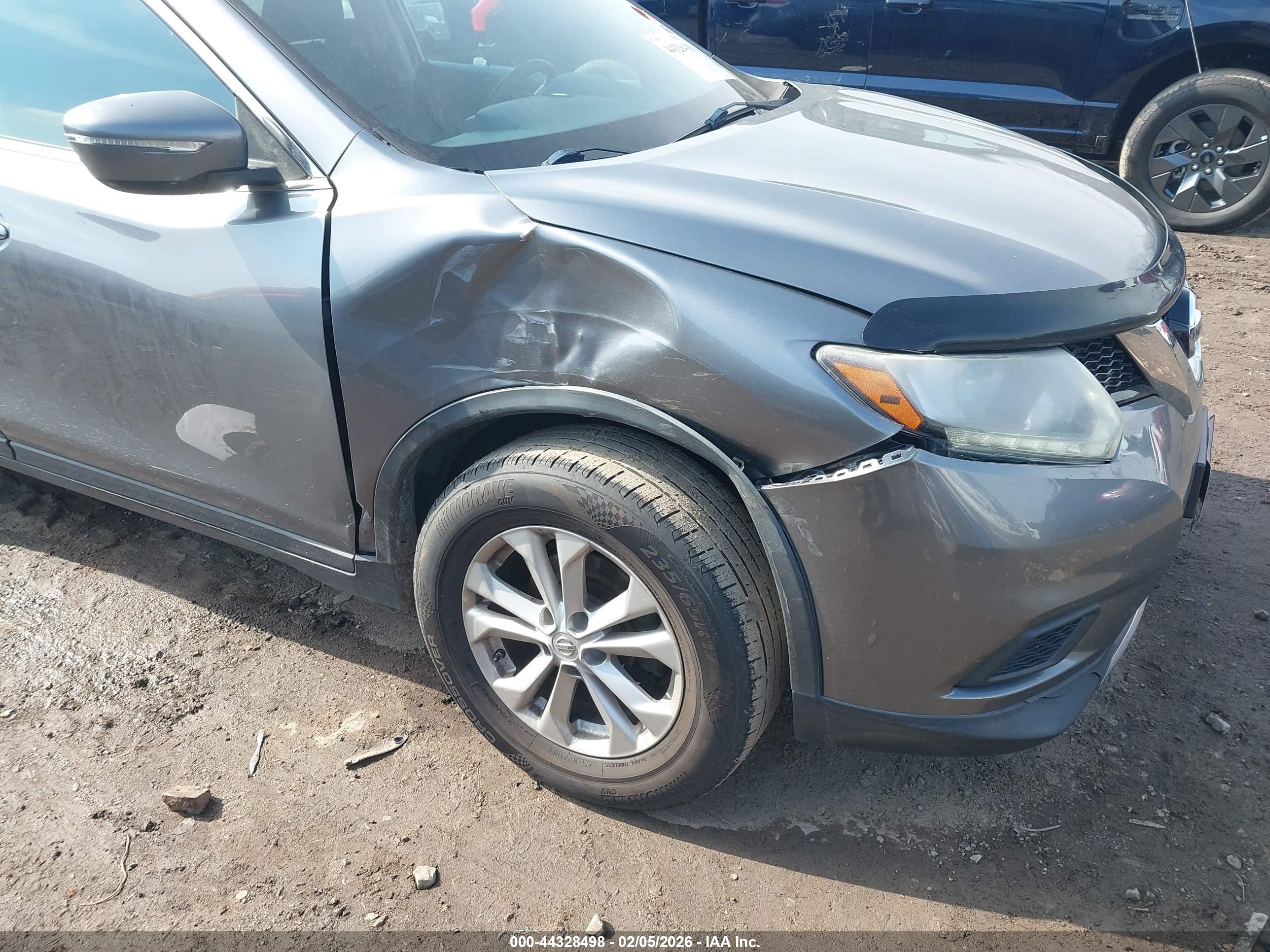 NISSAN ROGUE image 6