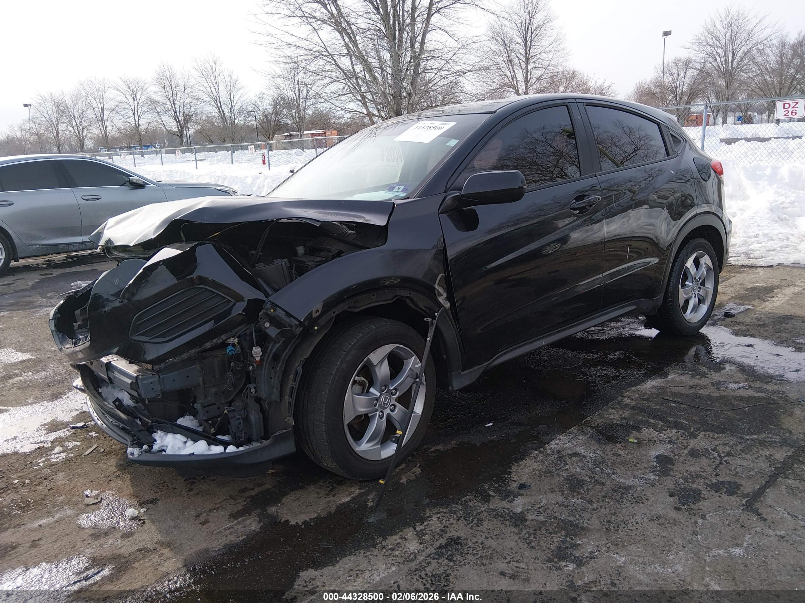HONDA HR-V image 2