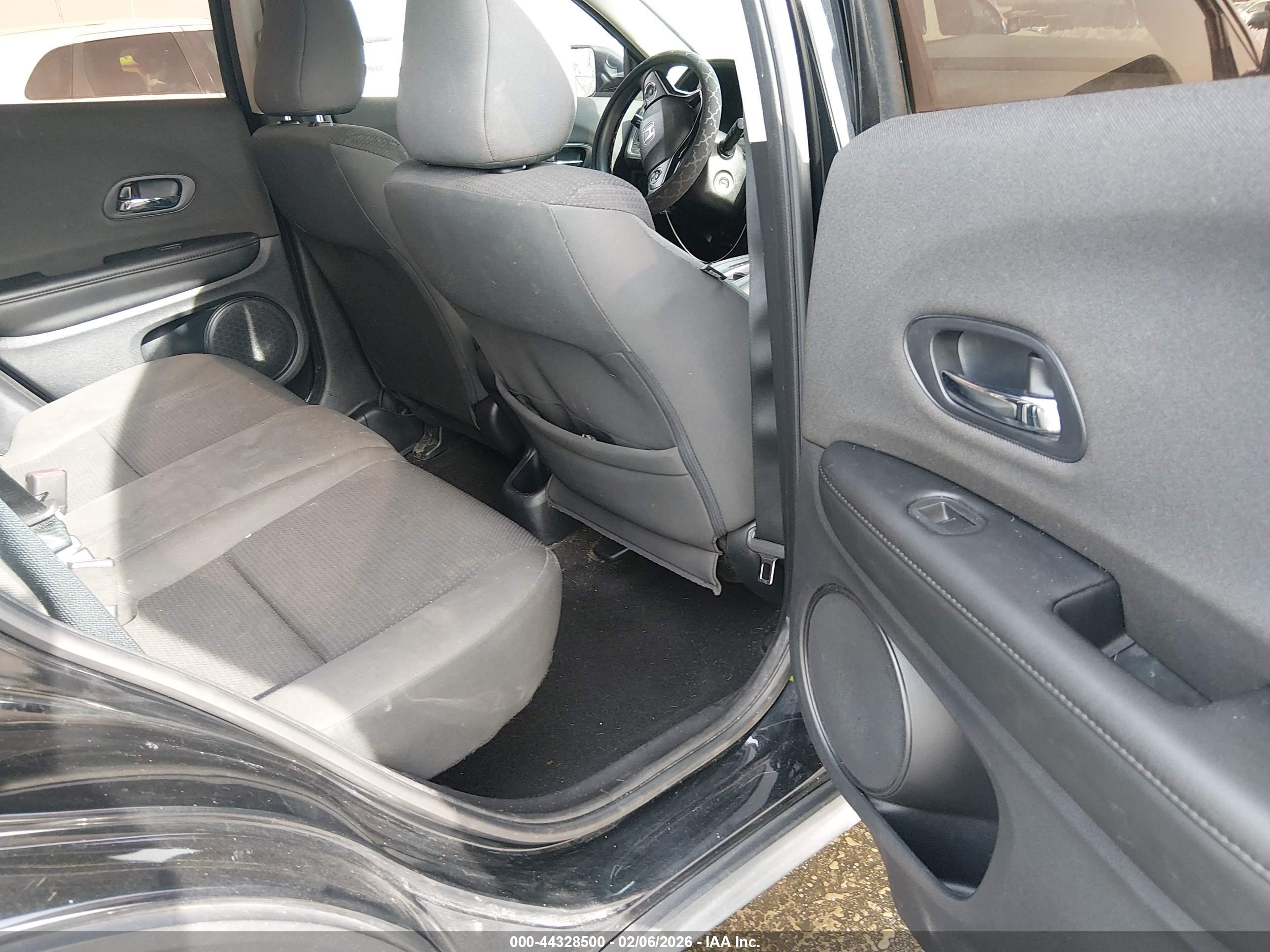 HONDA HR-V image 8