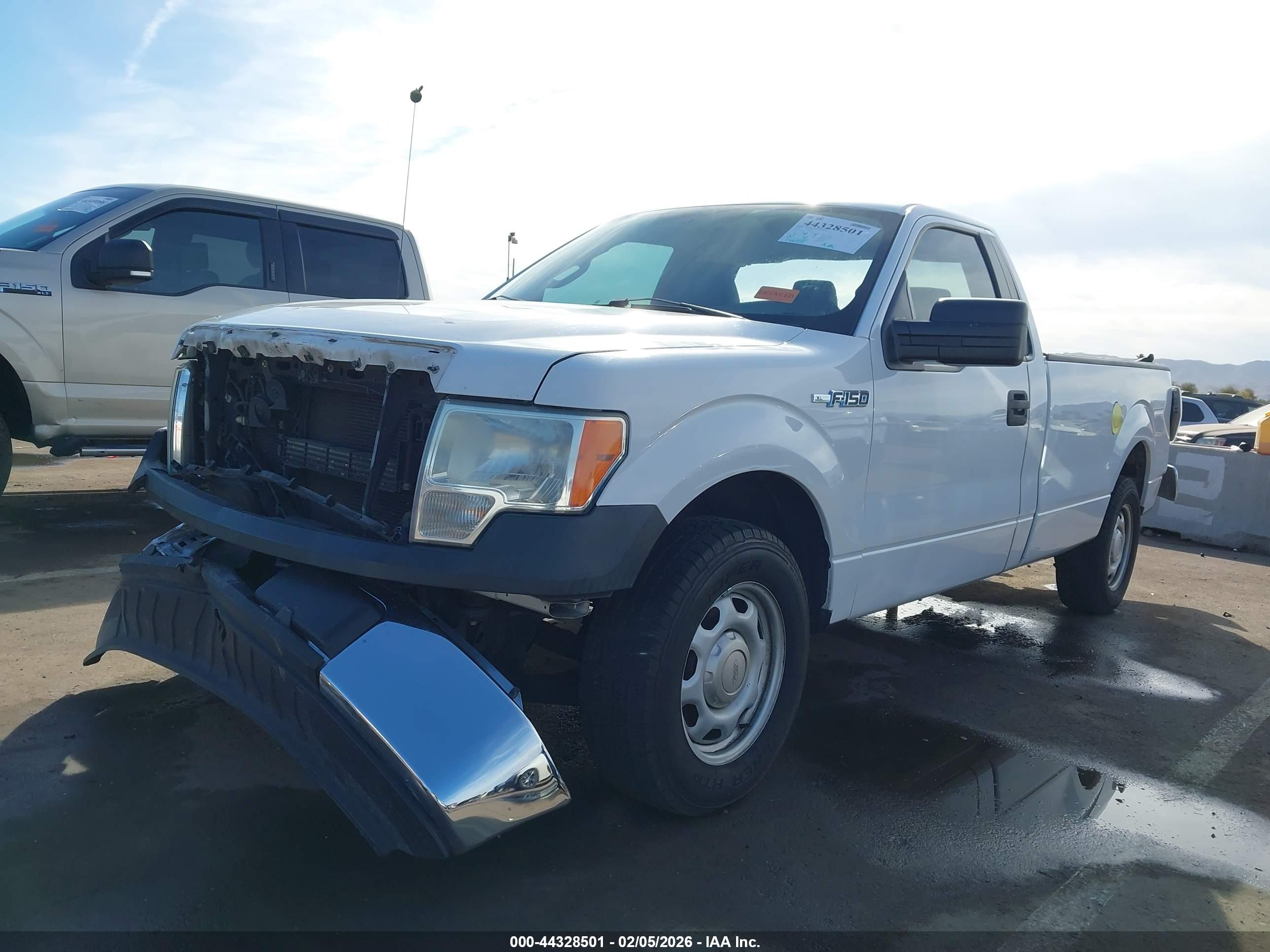 FORD F-150 image 2