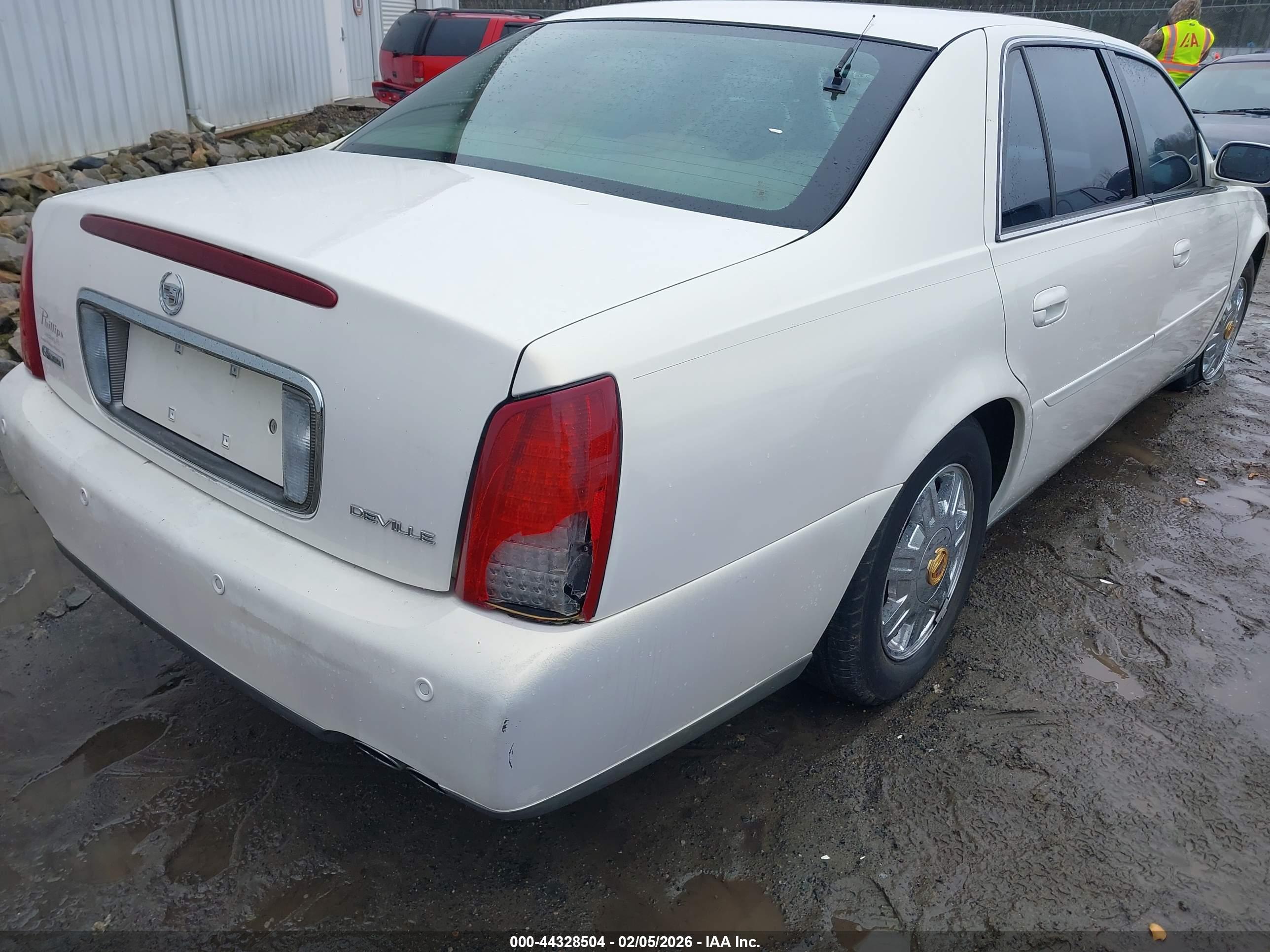 CADILLAC DEVILLE image 6
