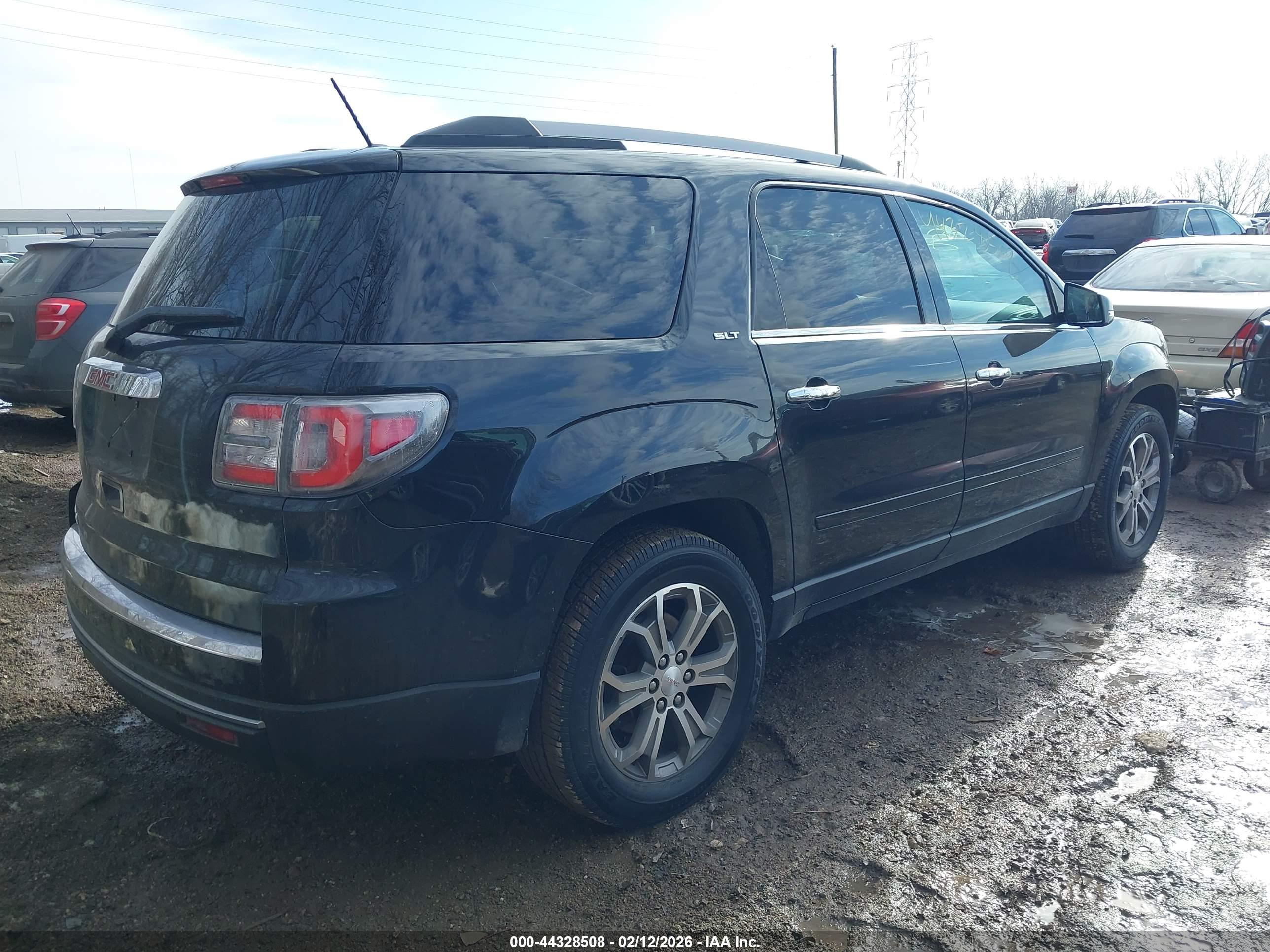 GMC ACADIA image 4
