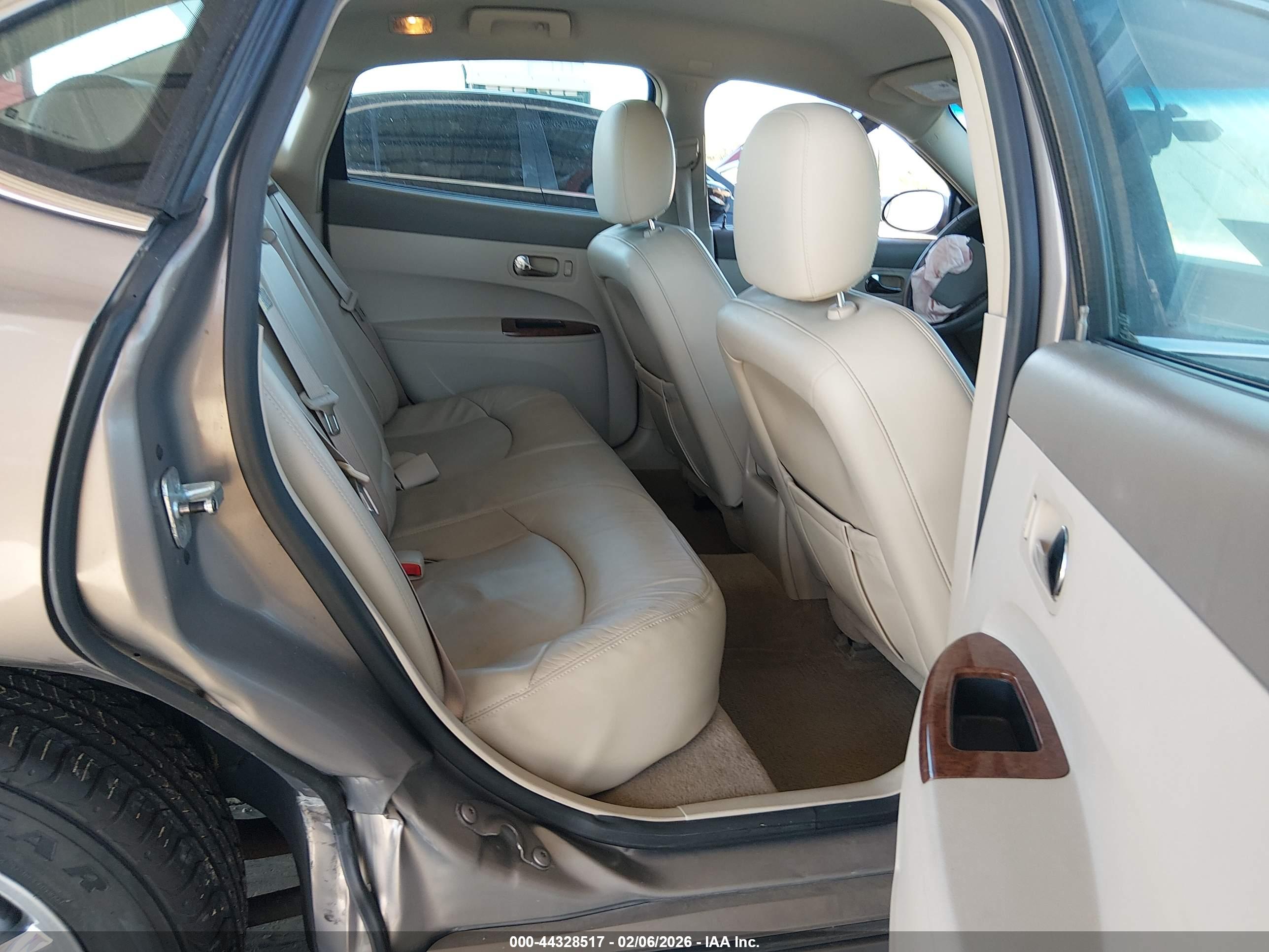 BUICK LACROSSE image 8