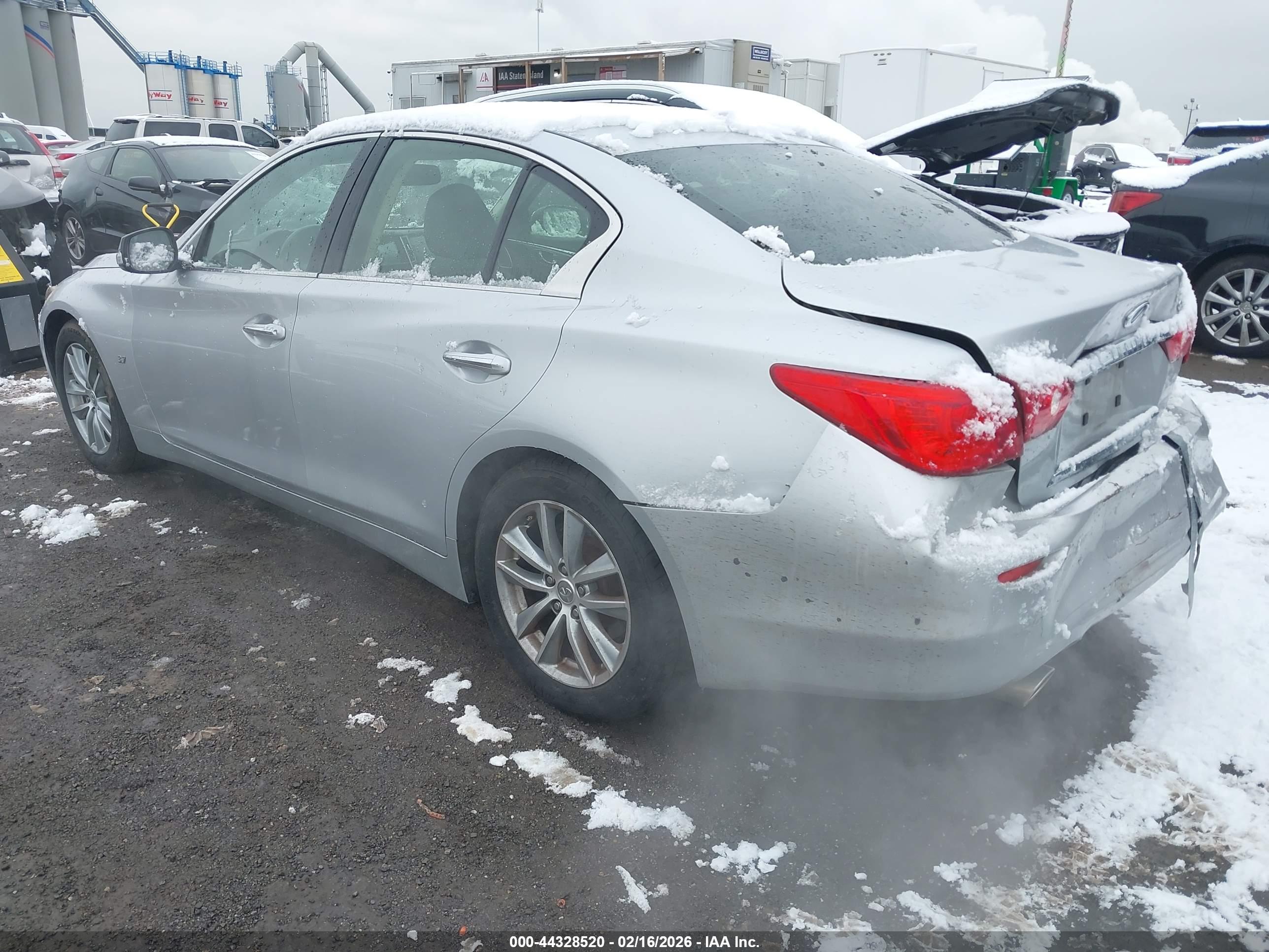 INFINITI Q50 image 3