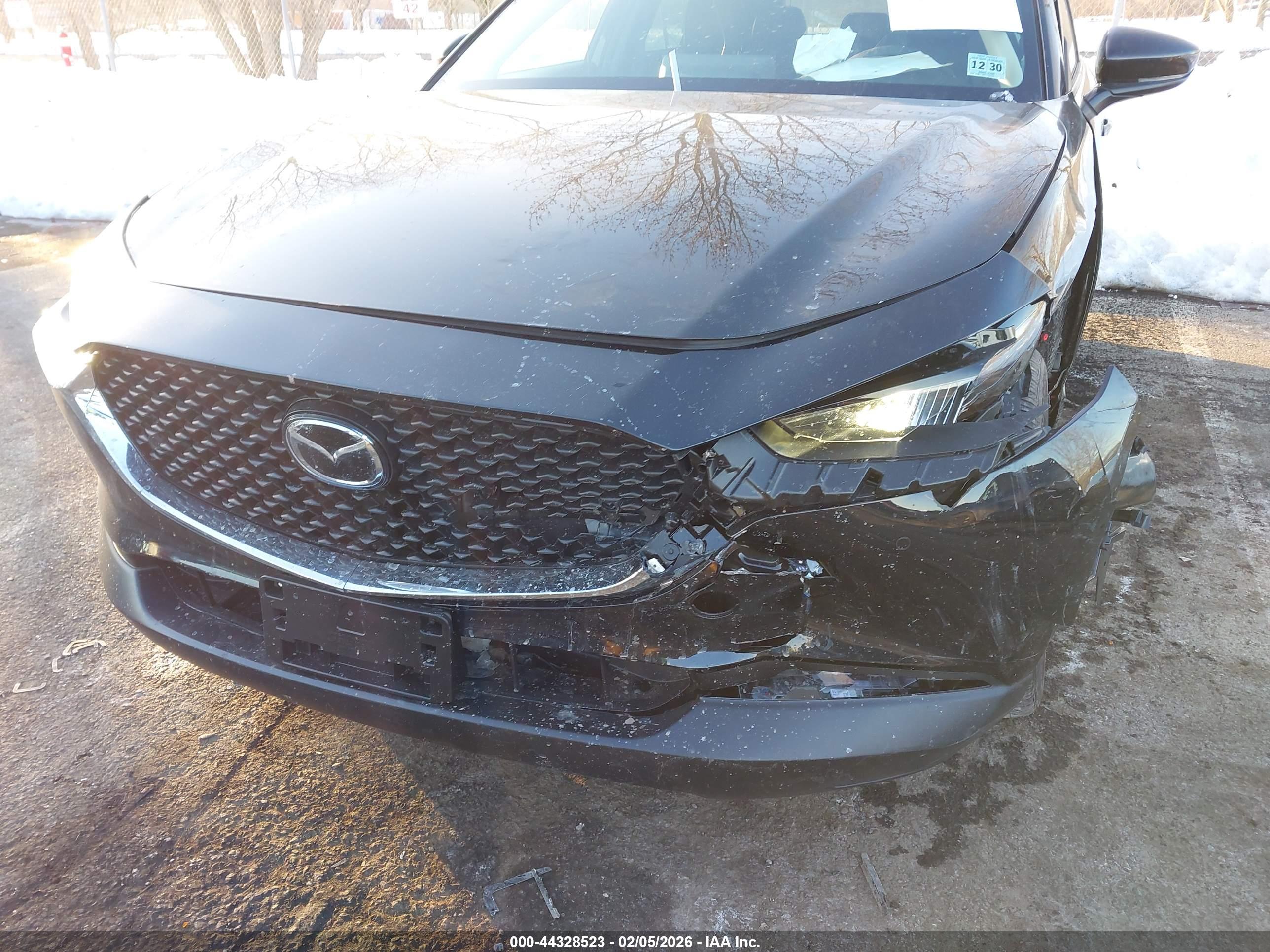 MAZDA CX-30 image 6