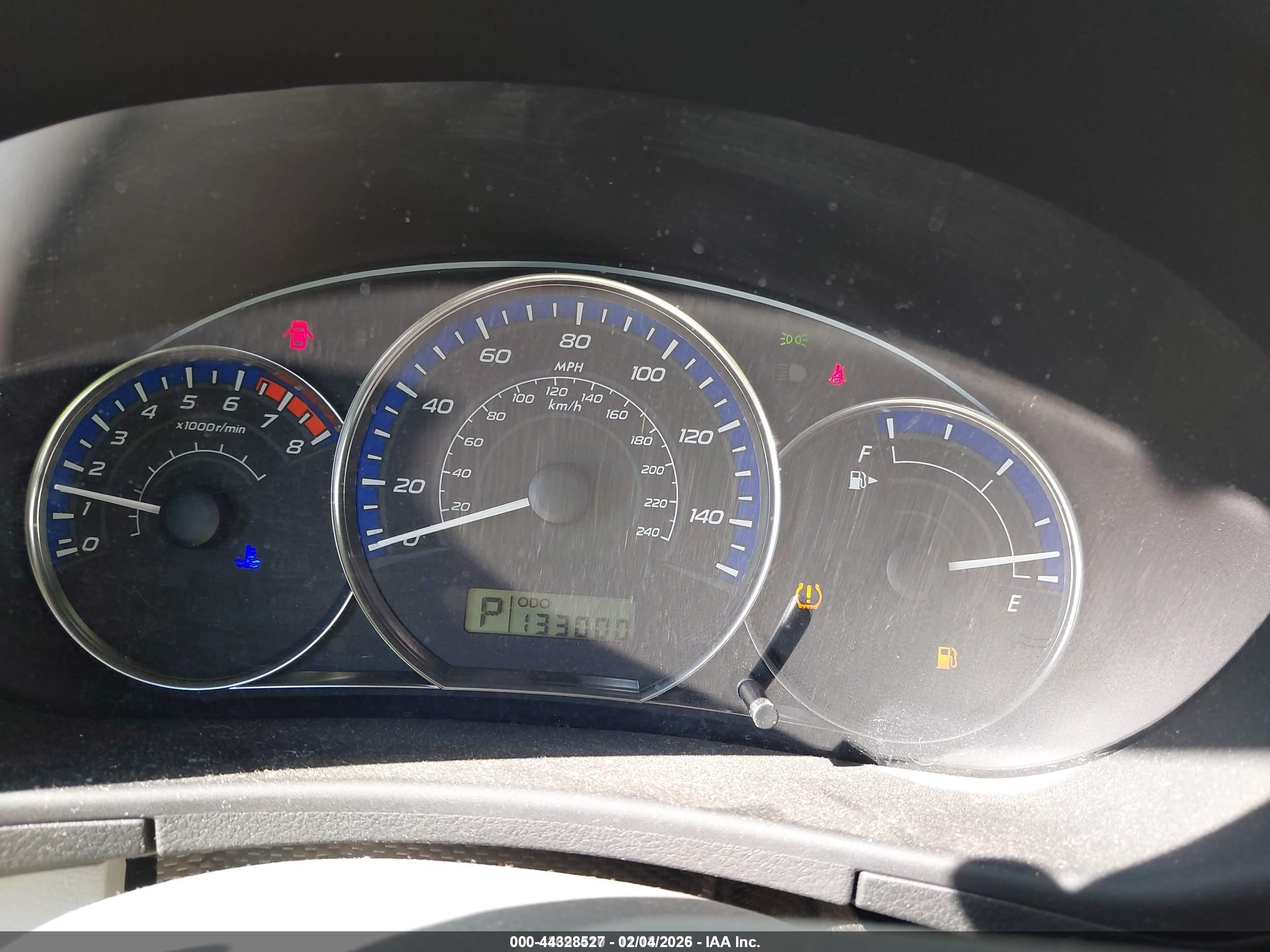 SUBARU FORESTER image 7