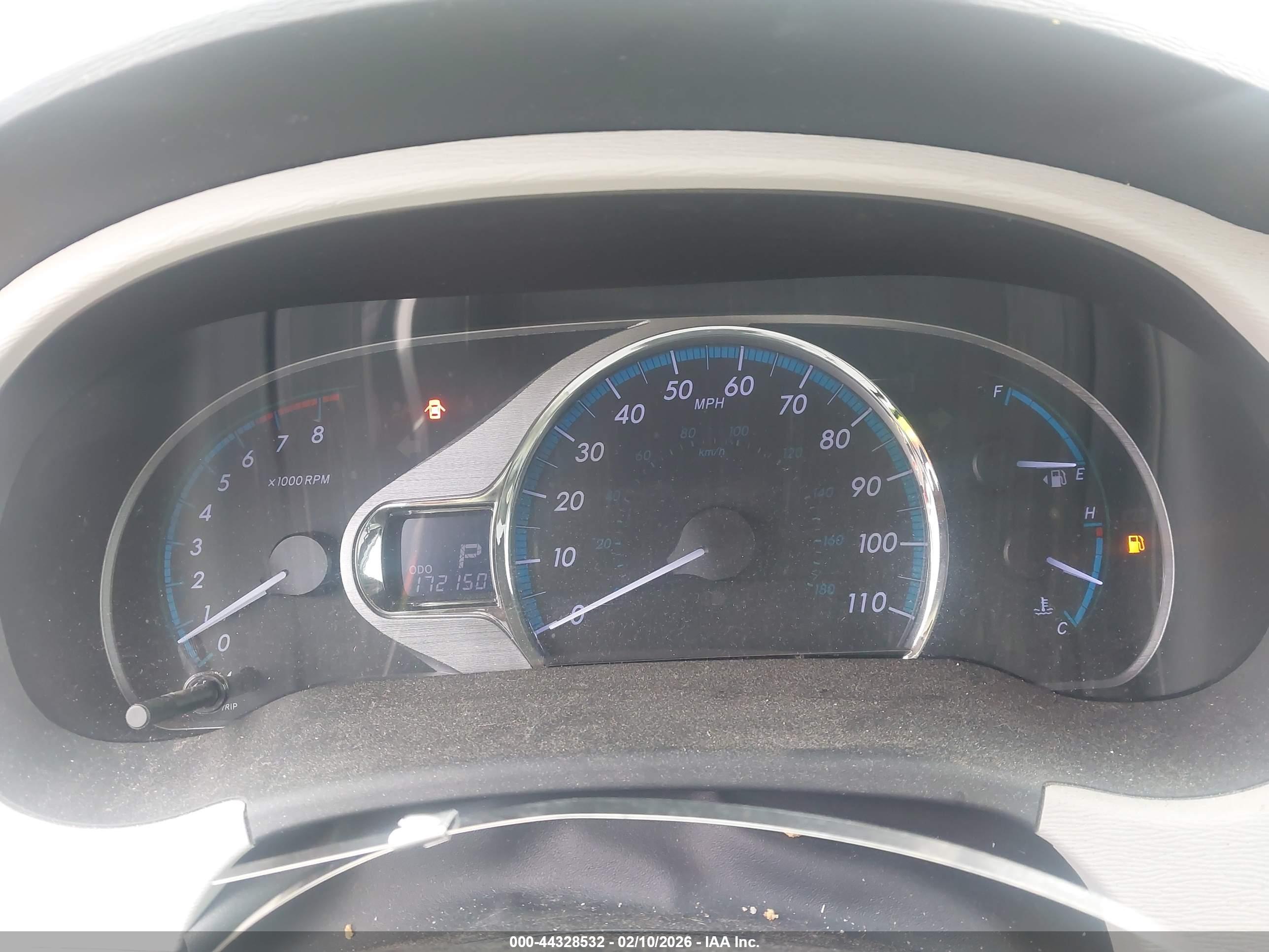 TOYOTA SIENNA image 7
