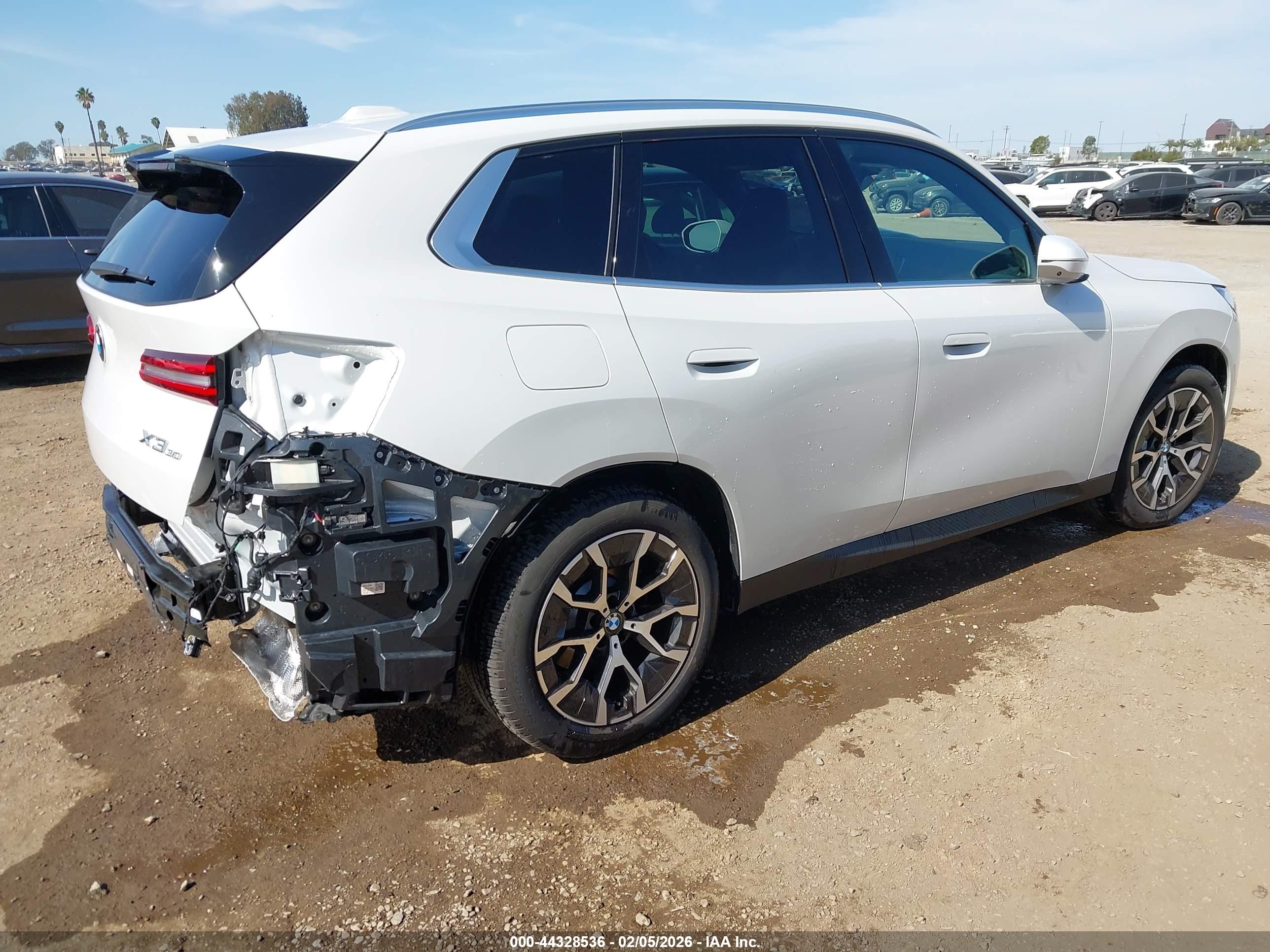 BMW X3 image 4