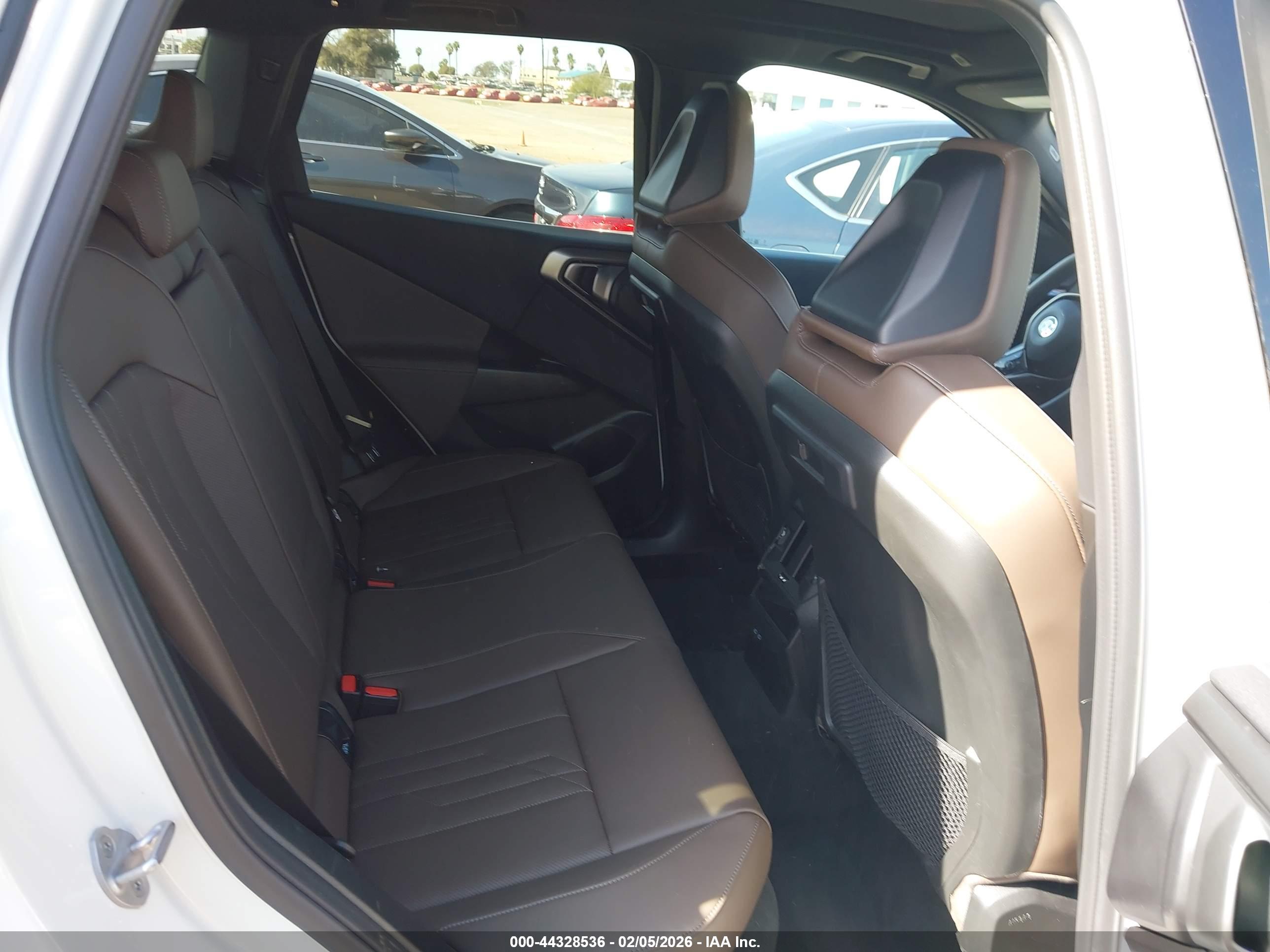 BMW X3 image 8