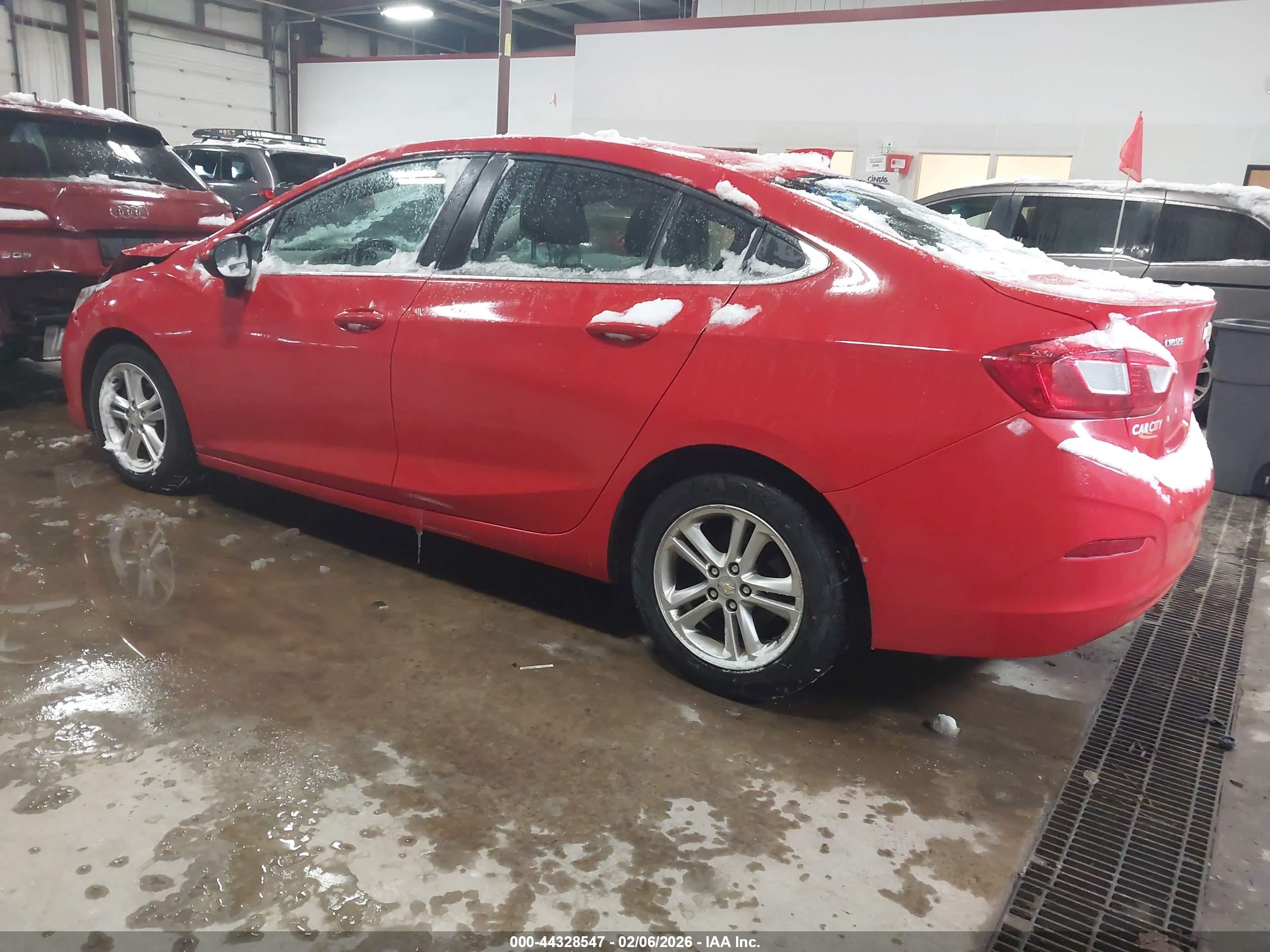 CHEVROLET CRUZE image 3