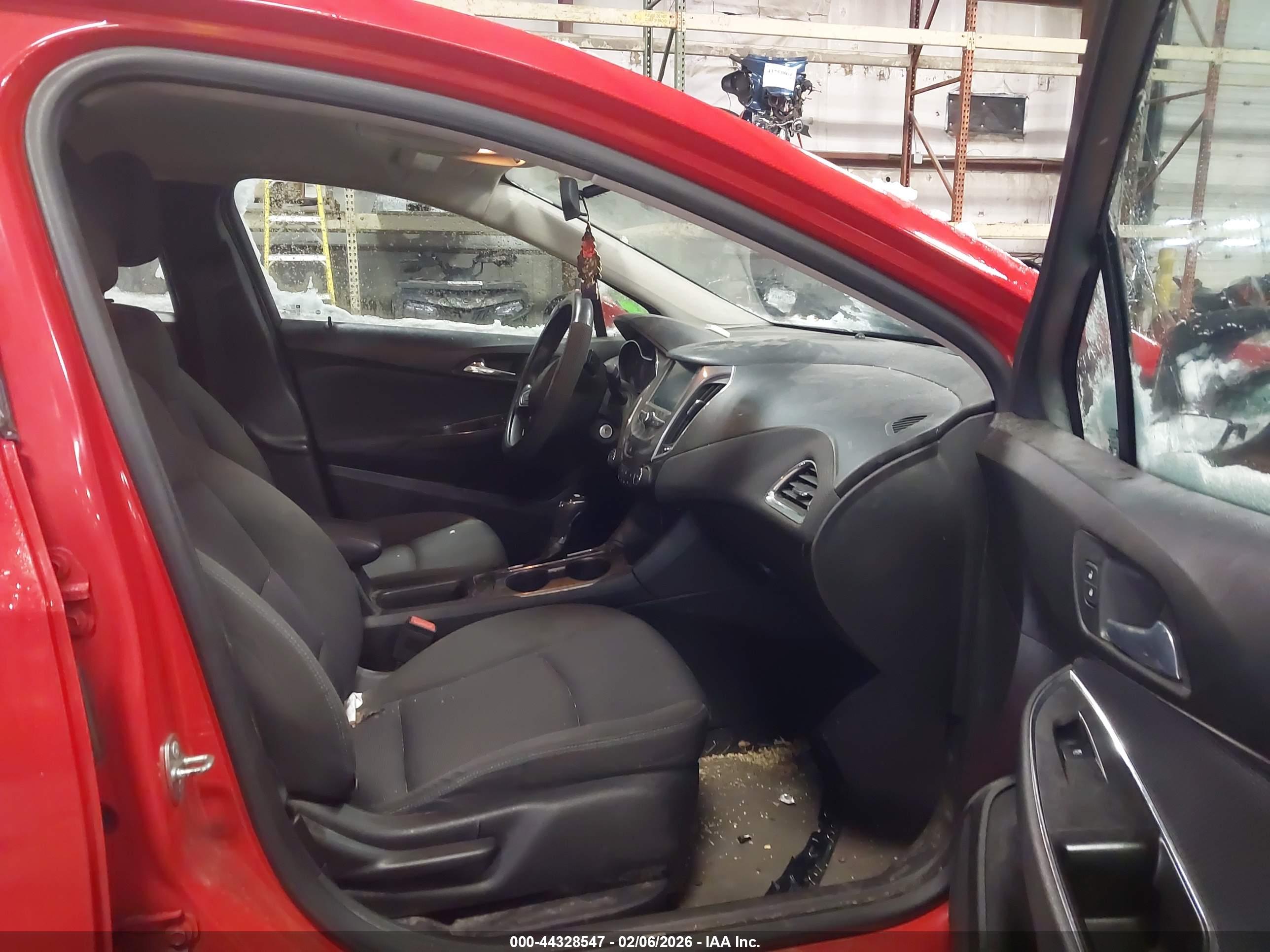 CHEVROLET CRUZE image 5