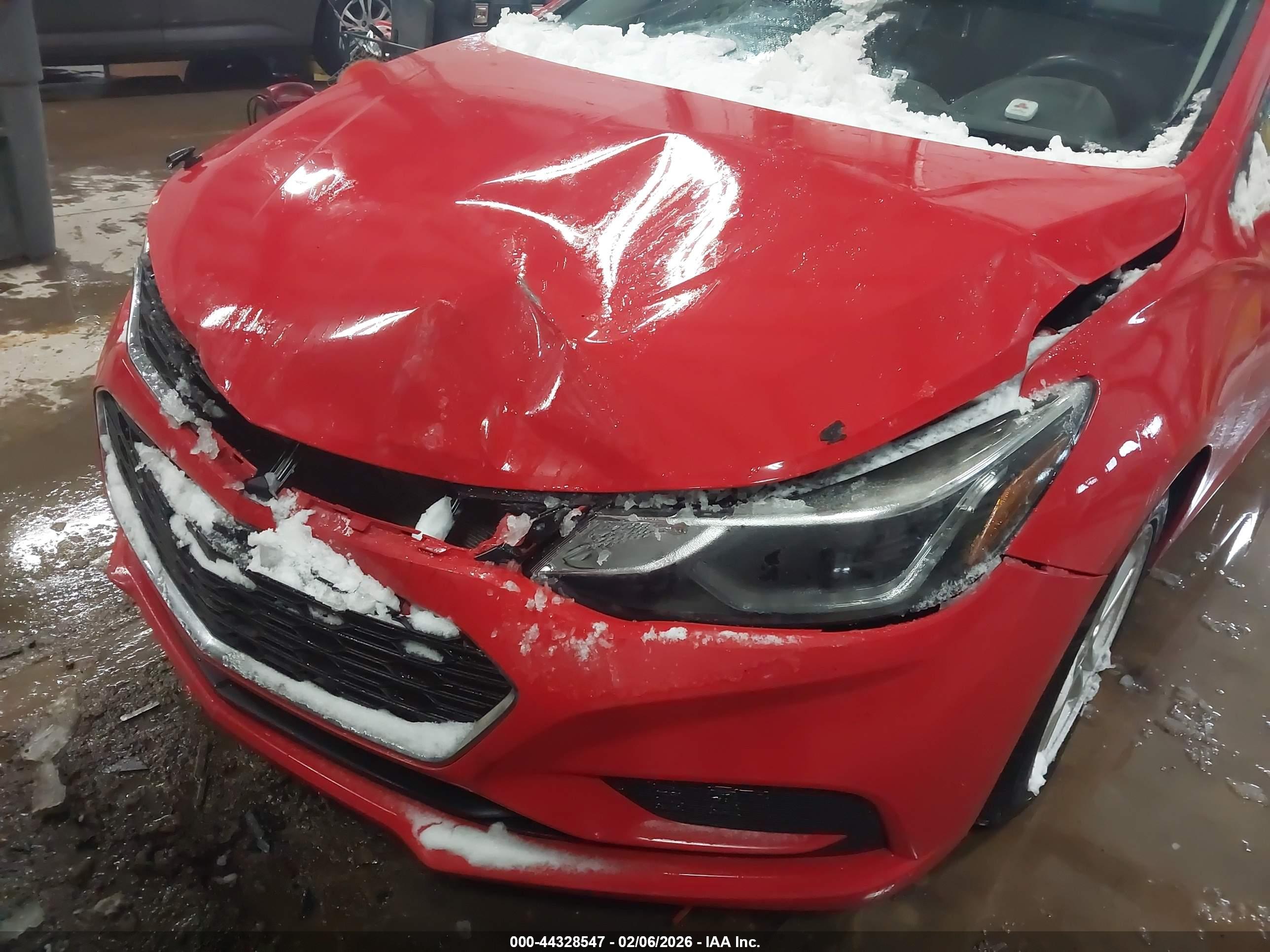 CHEVROLET CRUZE image 6