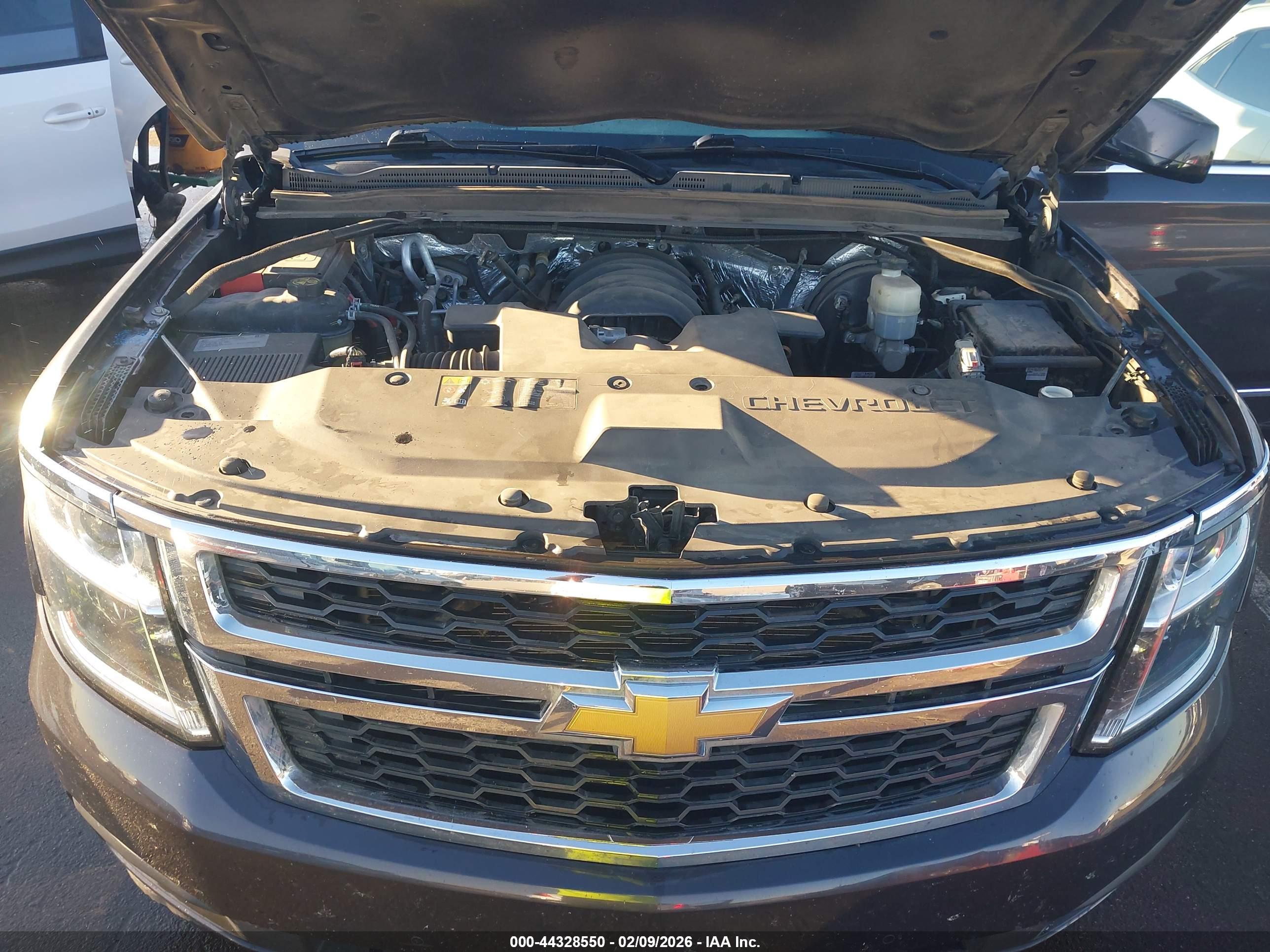 CHEVROLET TAHOE image 10