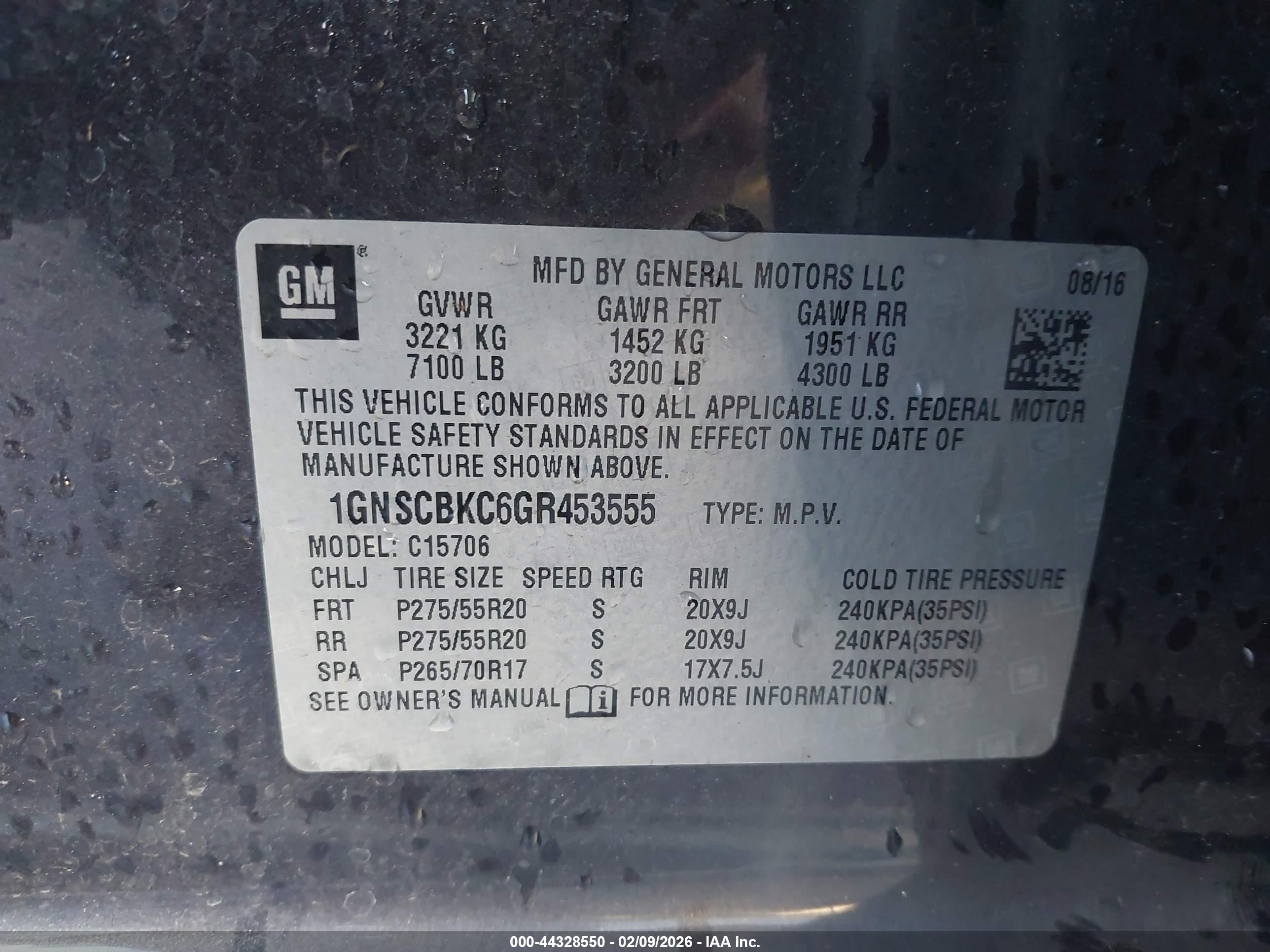 CHEVROLET TAHOE image 9