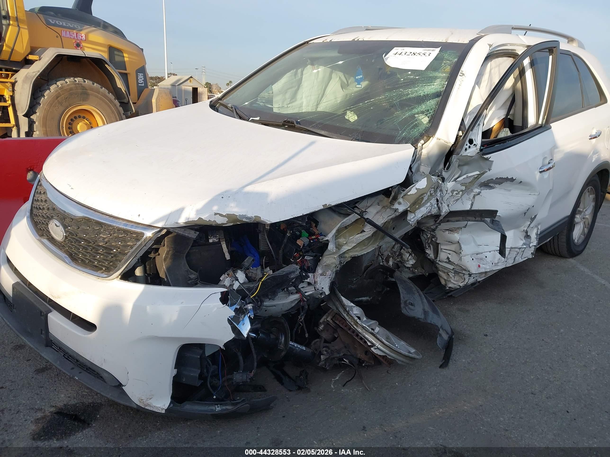 KIA SORENTO image 6