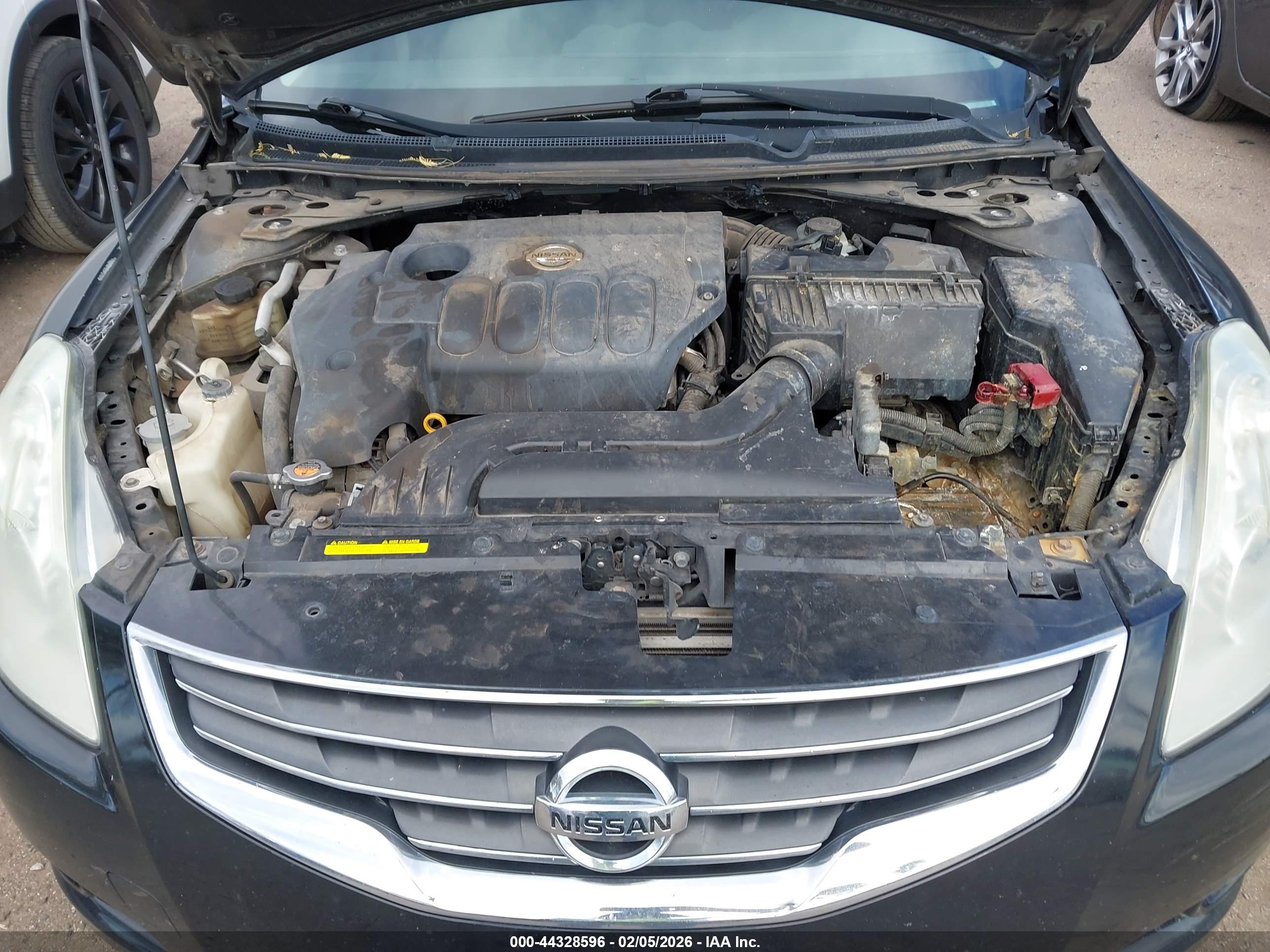 NISSAN ALTIMA image 10