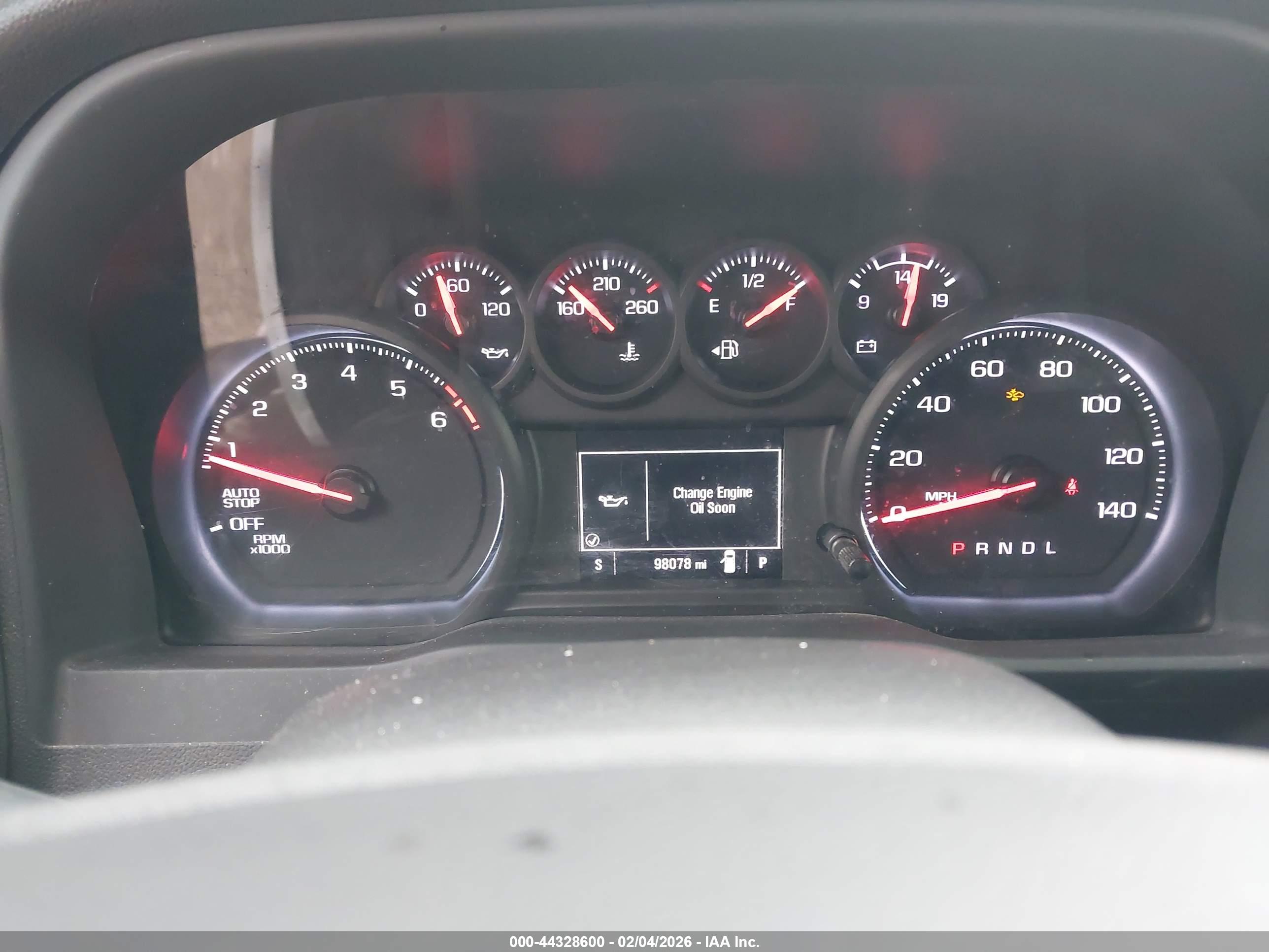 CHEVROLET SILVERADO image 7