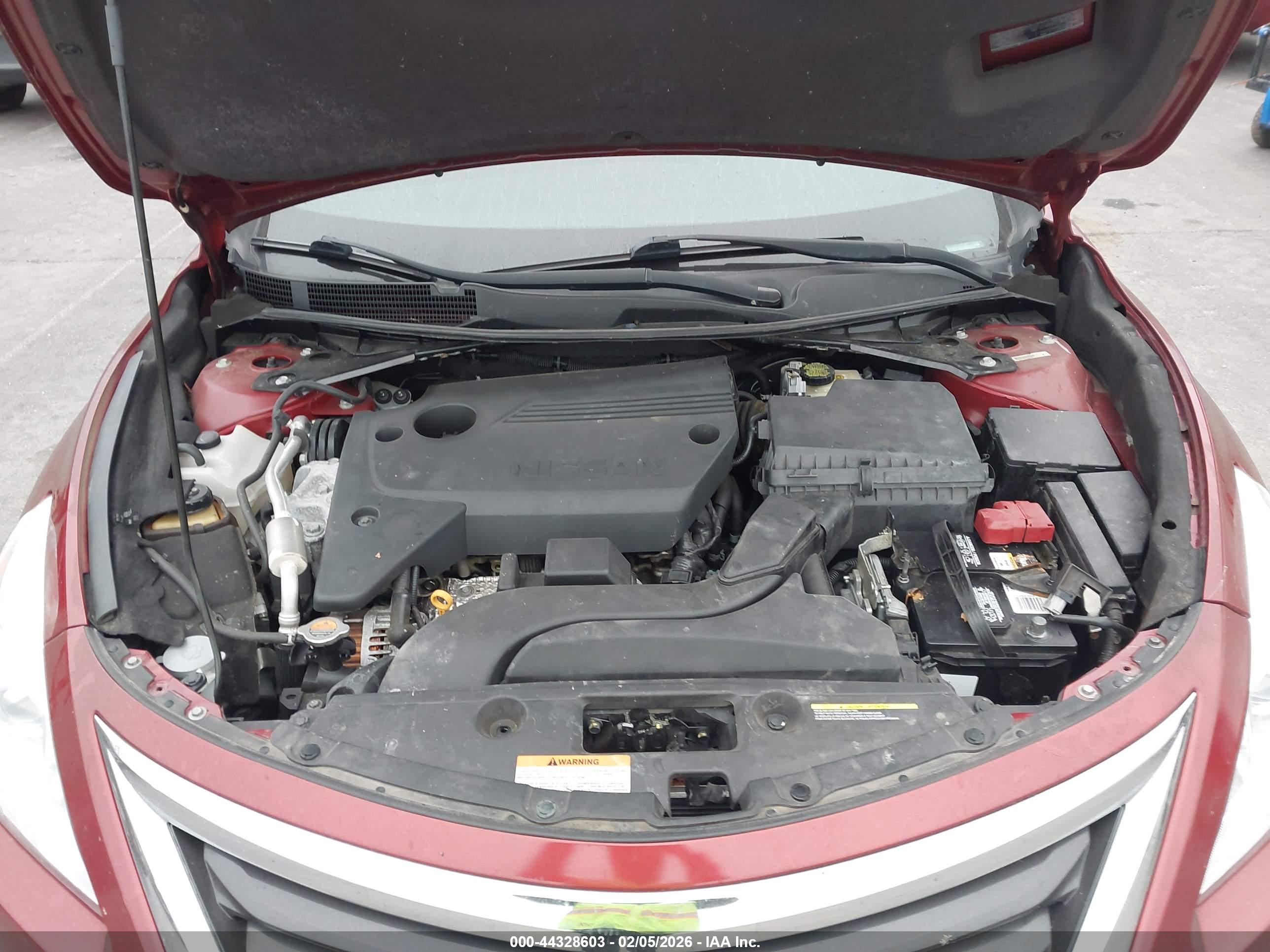 NISSAN ALTIMA image 10