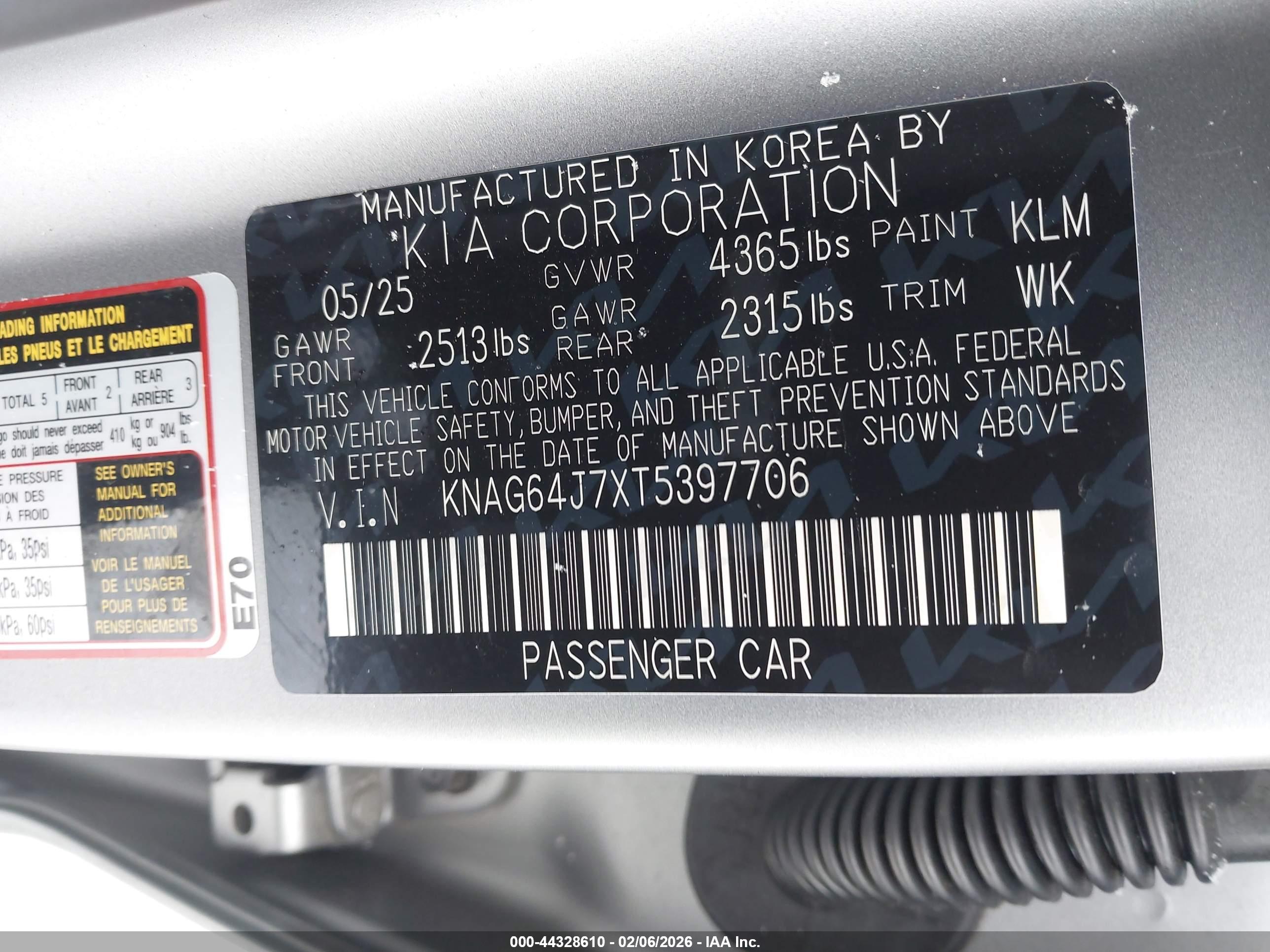 KIA K5 image 9