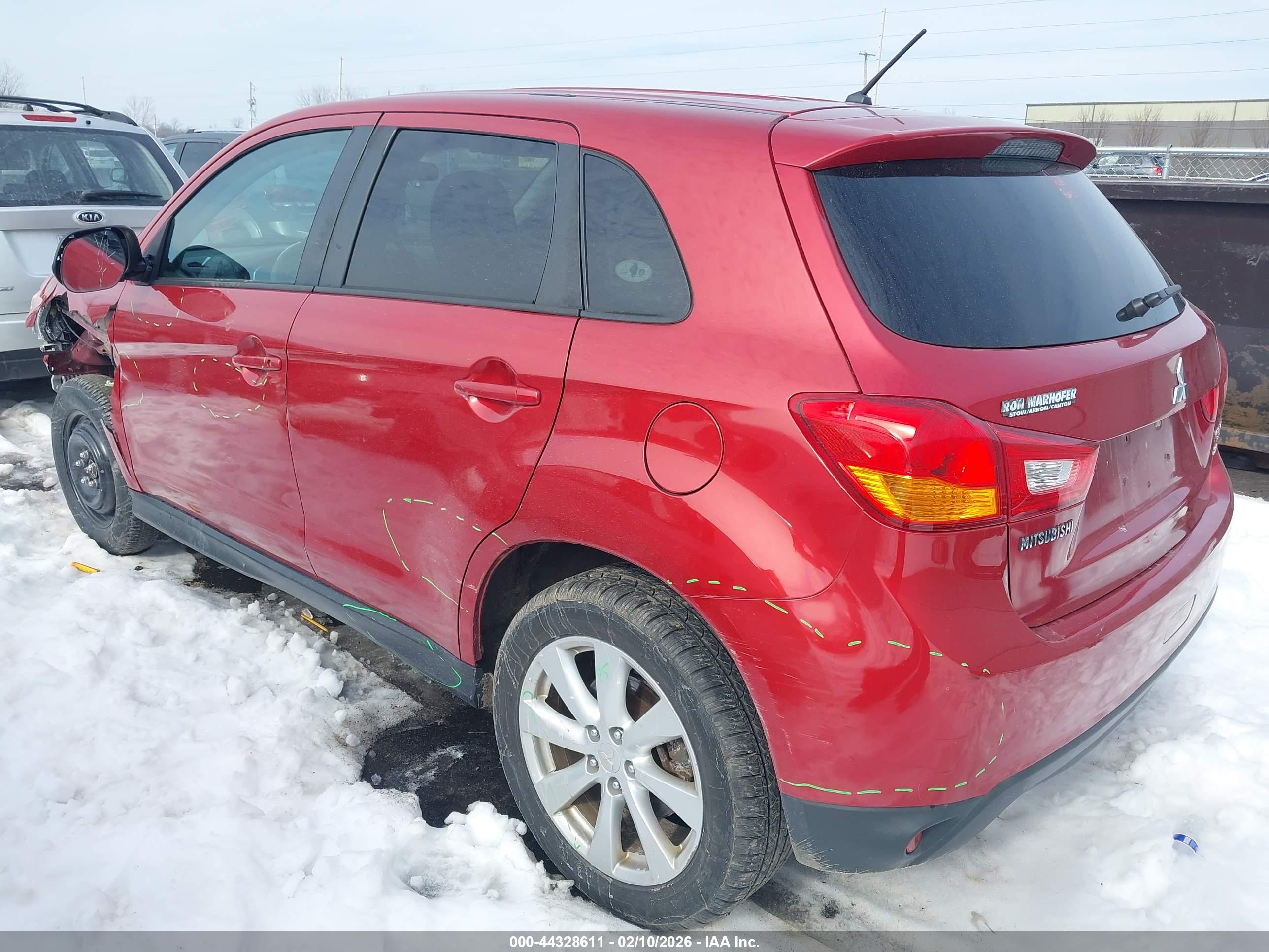 MITSUBISHI OUTLANDER image 3