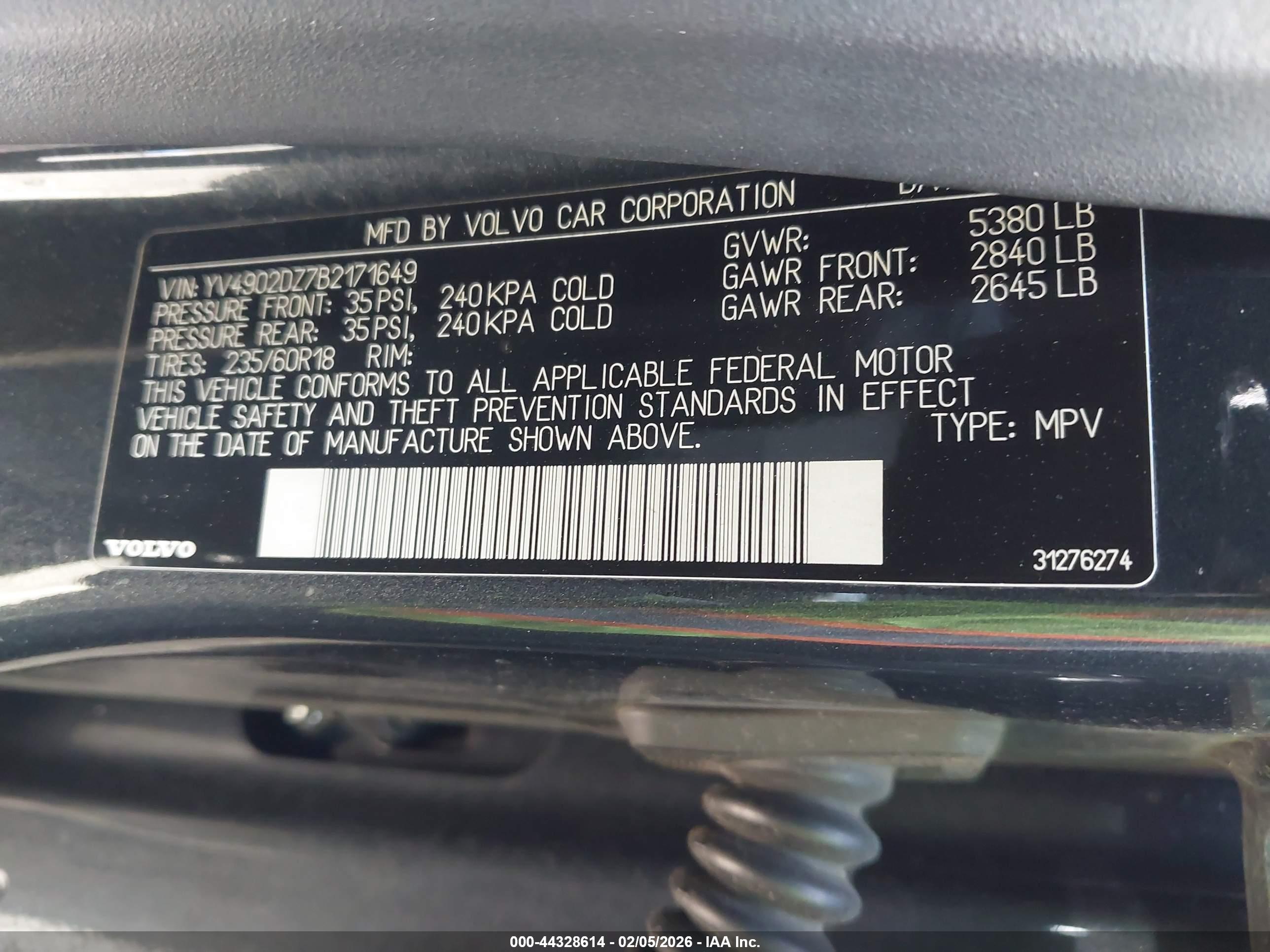 VOLVO XC60 image 9