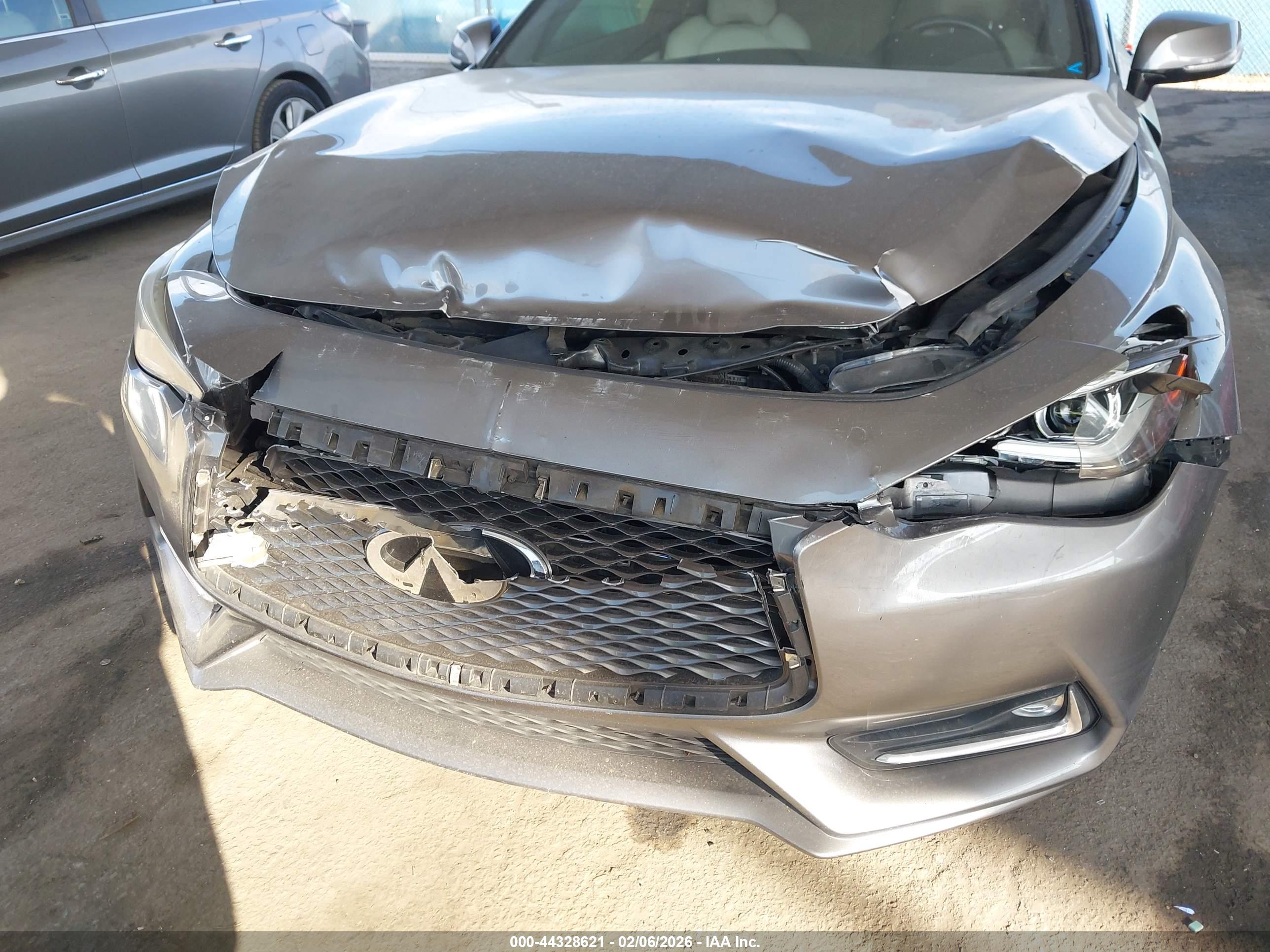 INFINITI Q60 image 6