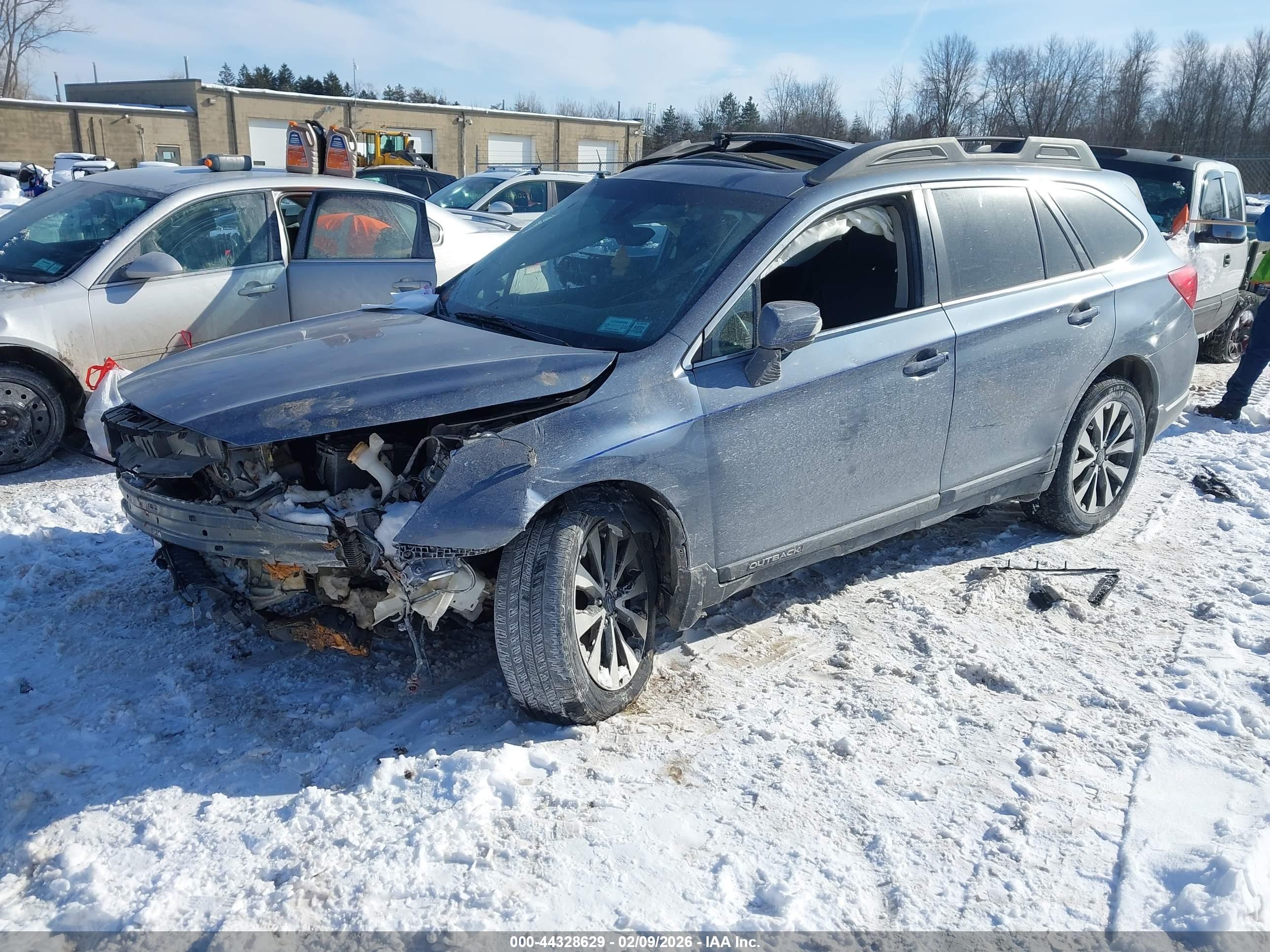 SUBARU OUTBACK image 2