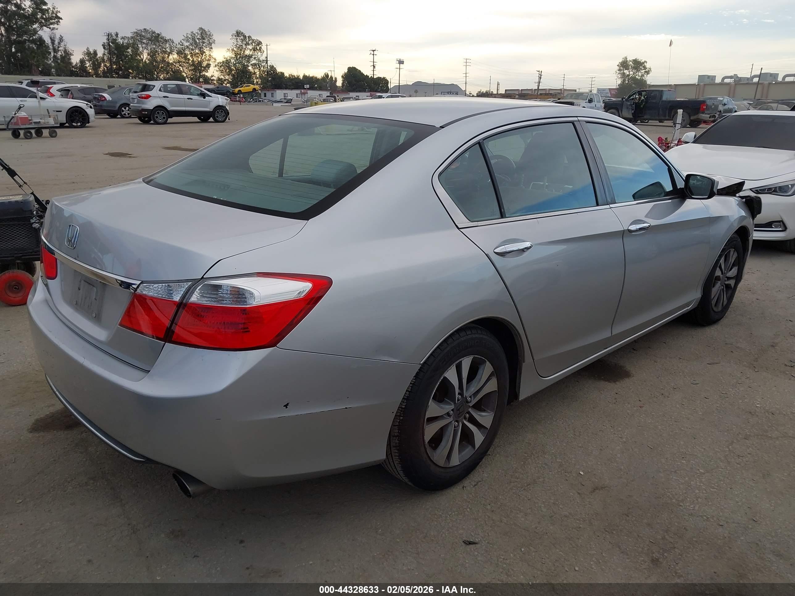 HONDA ACCORD image 4