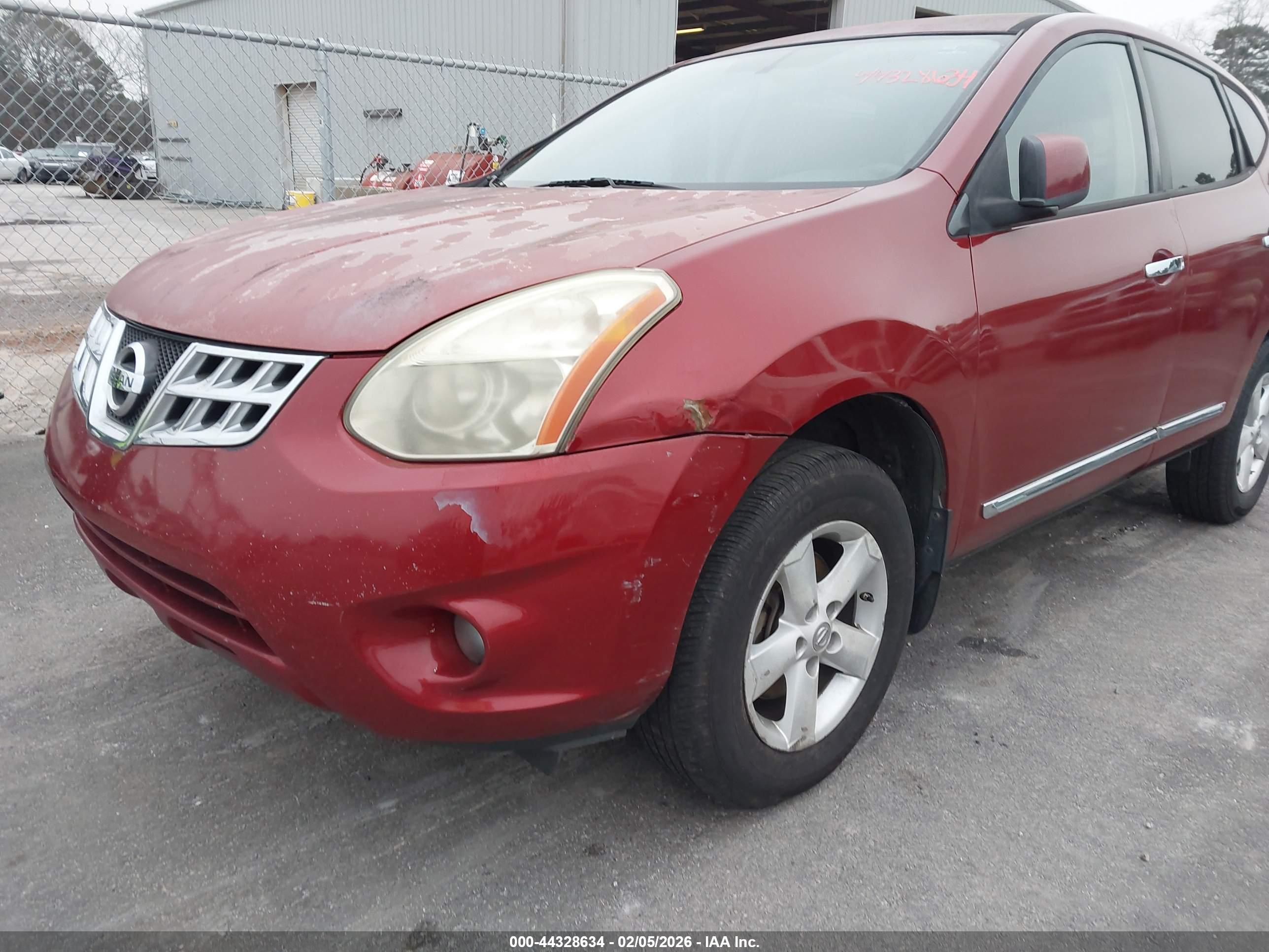 NISSAN ROGUE image 6
