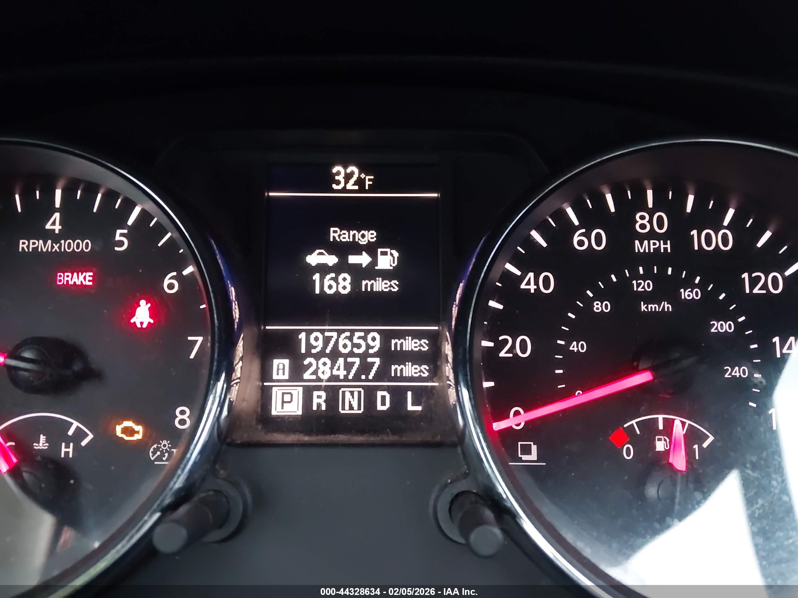 NISSAN ROGUE image 7