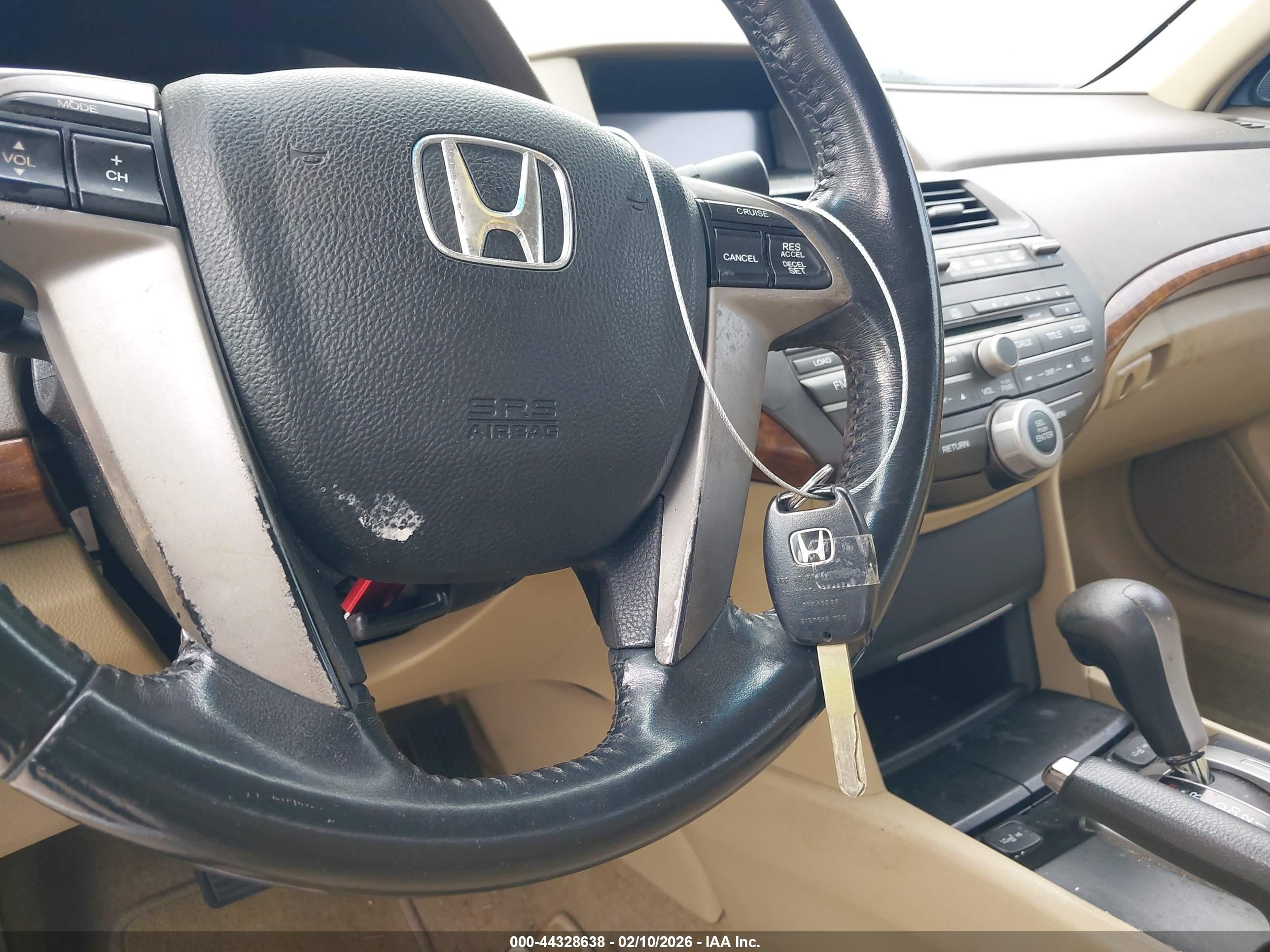 HONDA ACCORD image 11