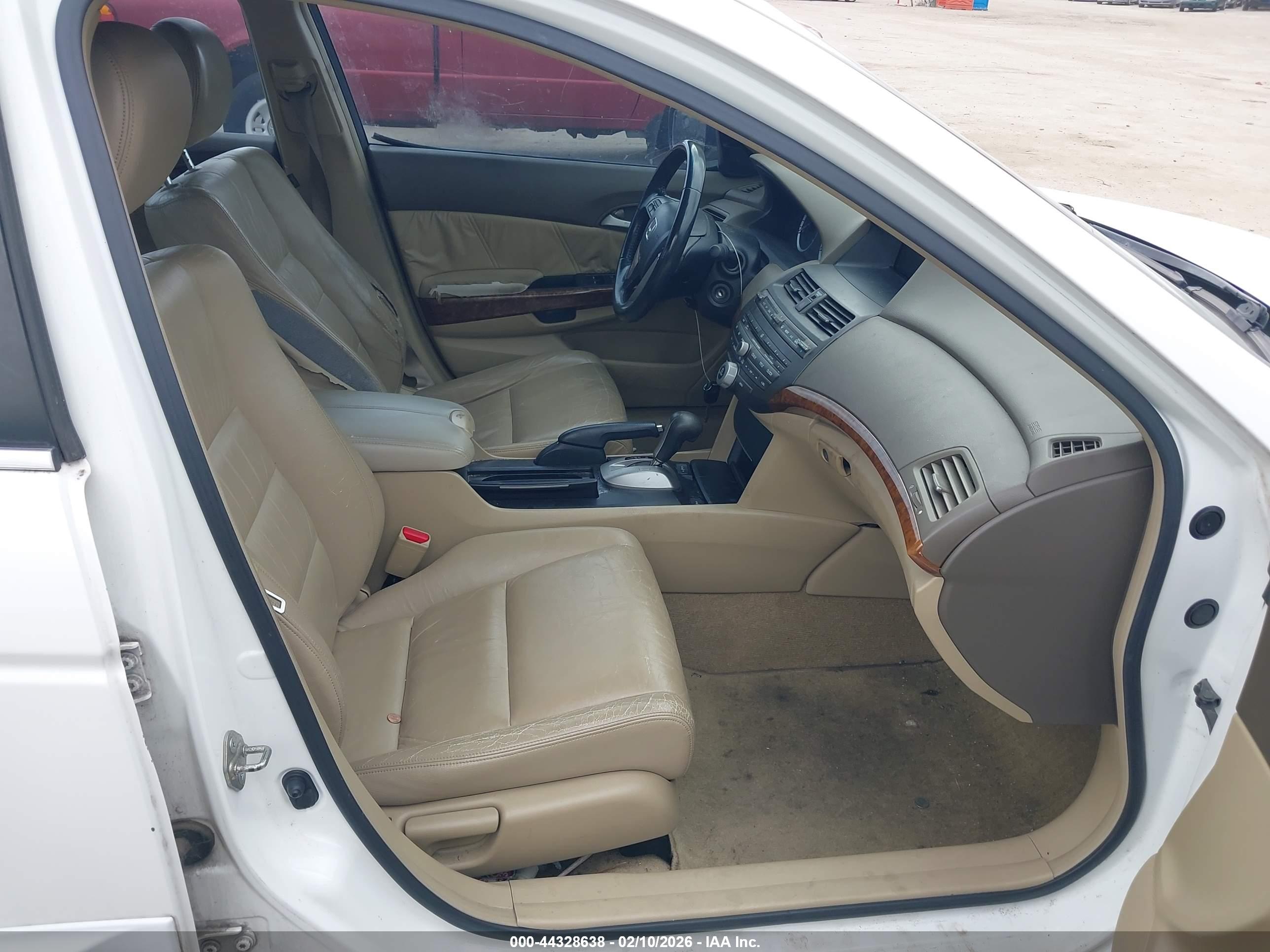 HONDA ACCORD image 5