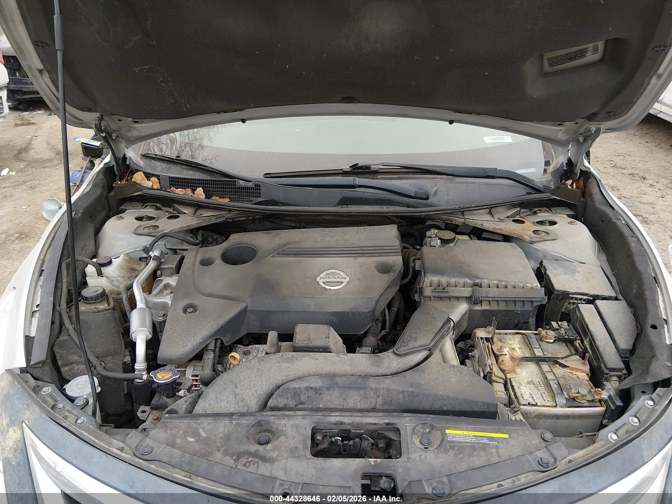 NISSAN ALTIMA image 10