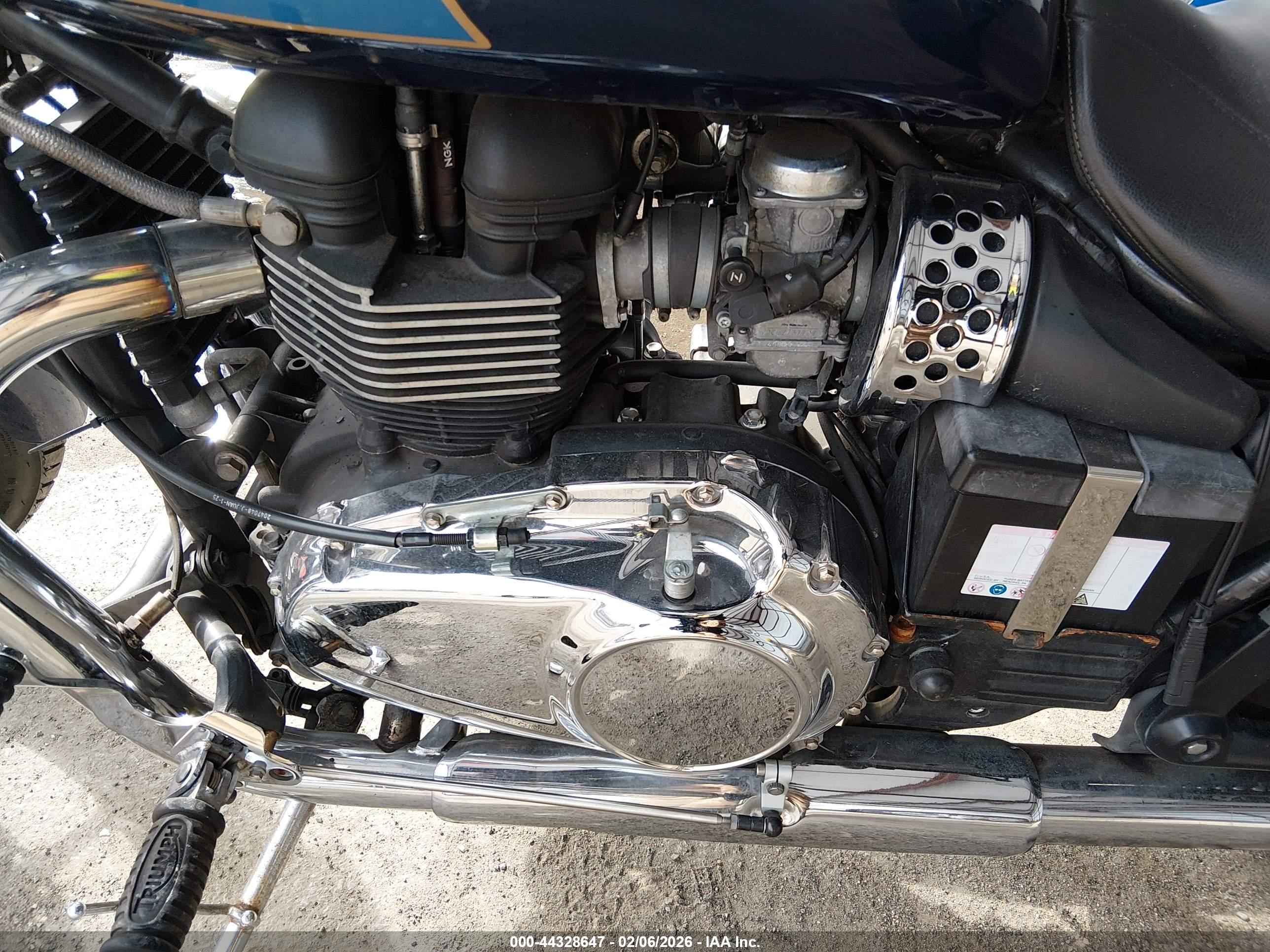 TRIUMPH MOTORCYCLE image 9