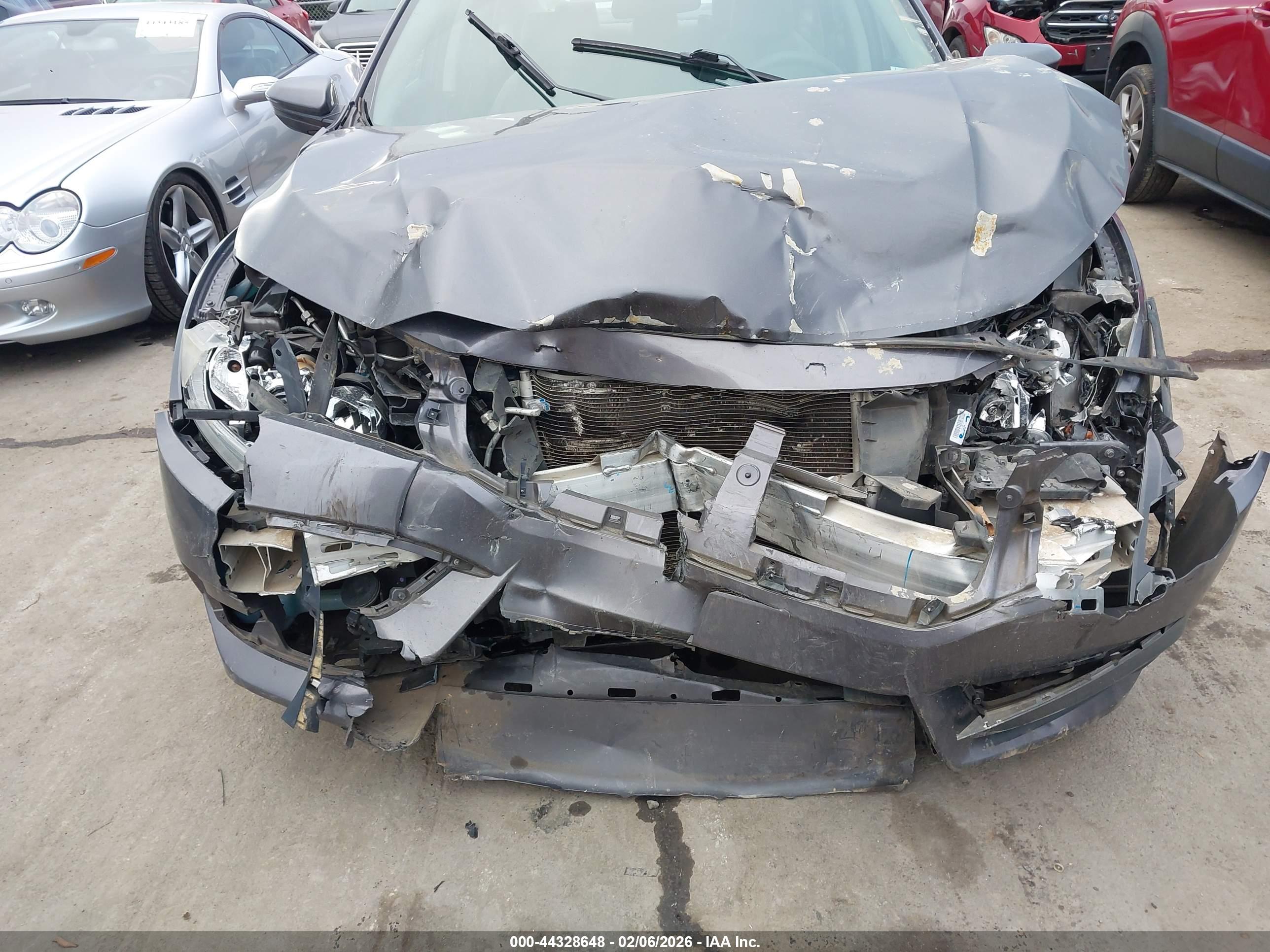 HONDA CIVIC image 6