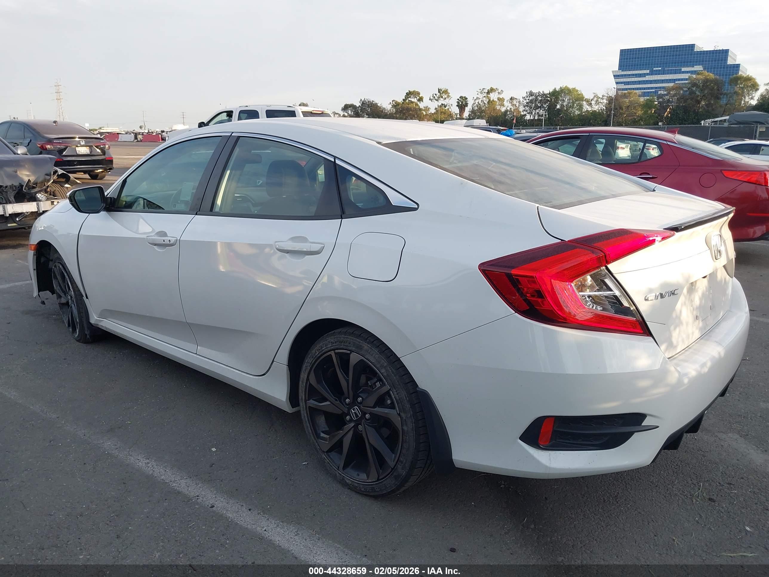 HONDA CIVIC image 3