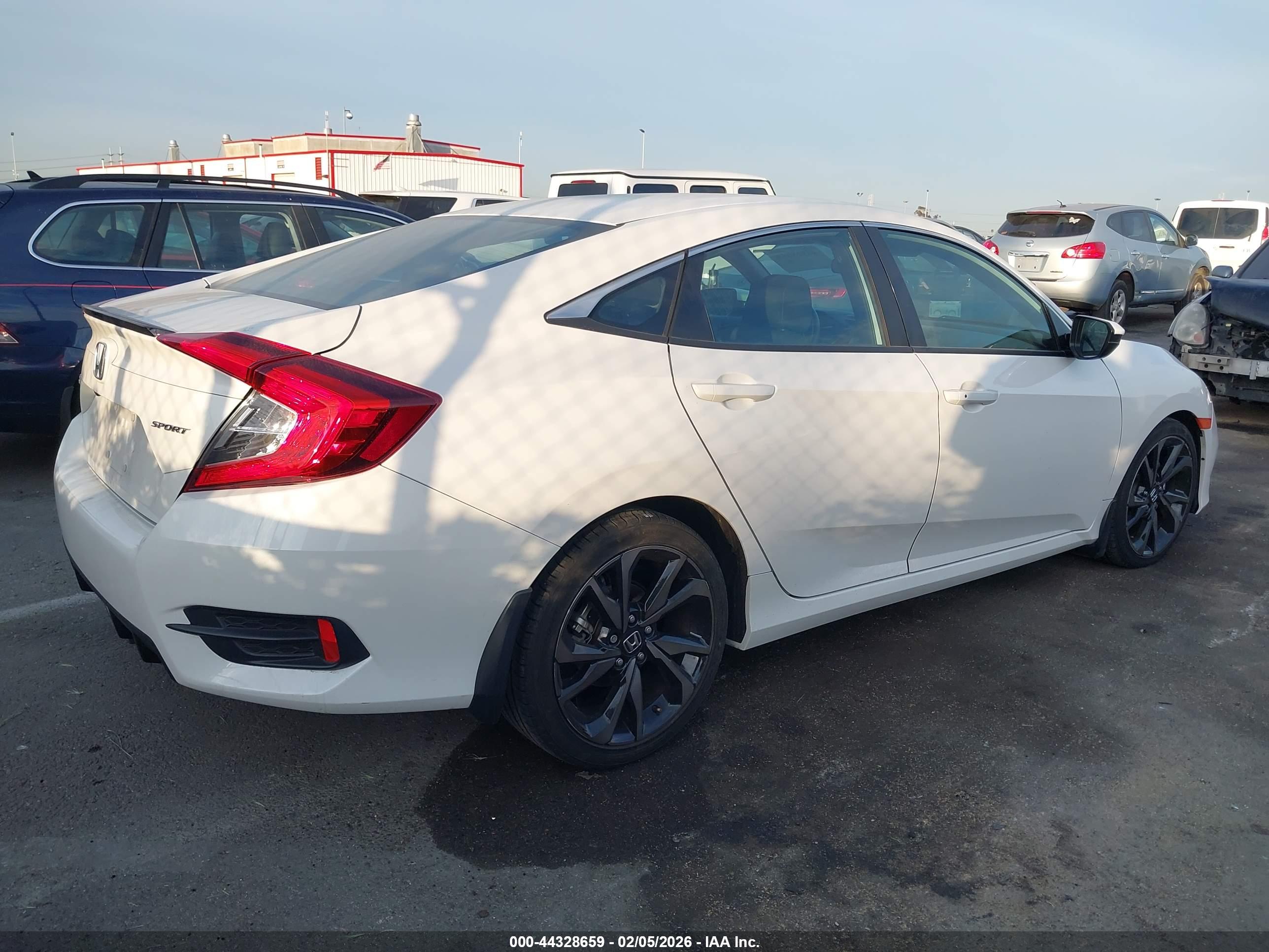 HONDA CIVIC image 4
