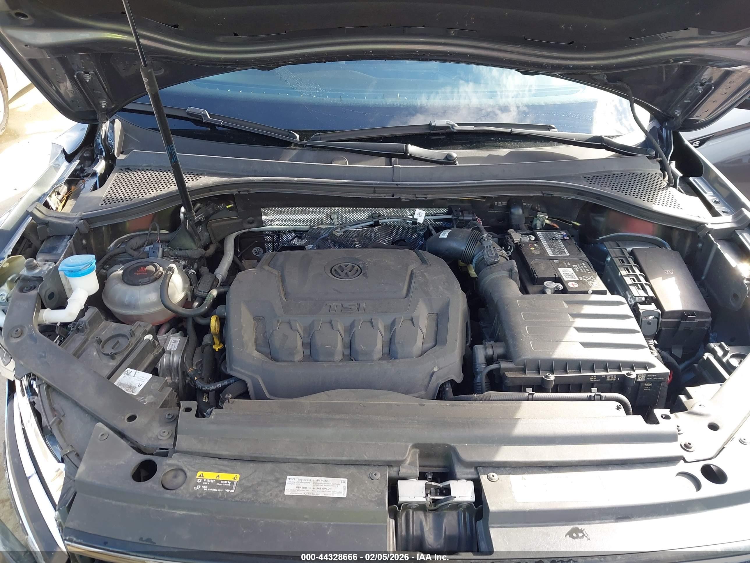VOLKSWAGEN TIGUAN image 10