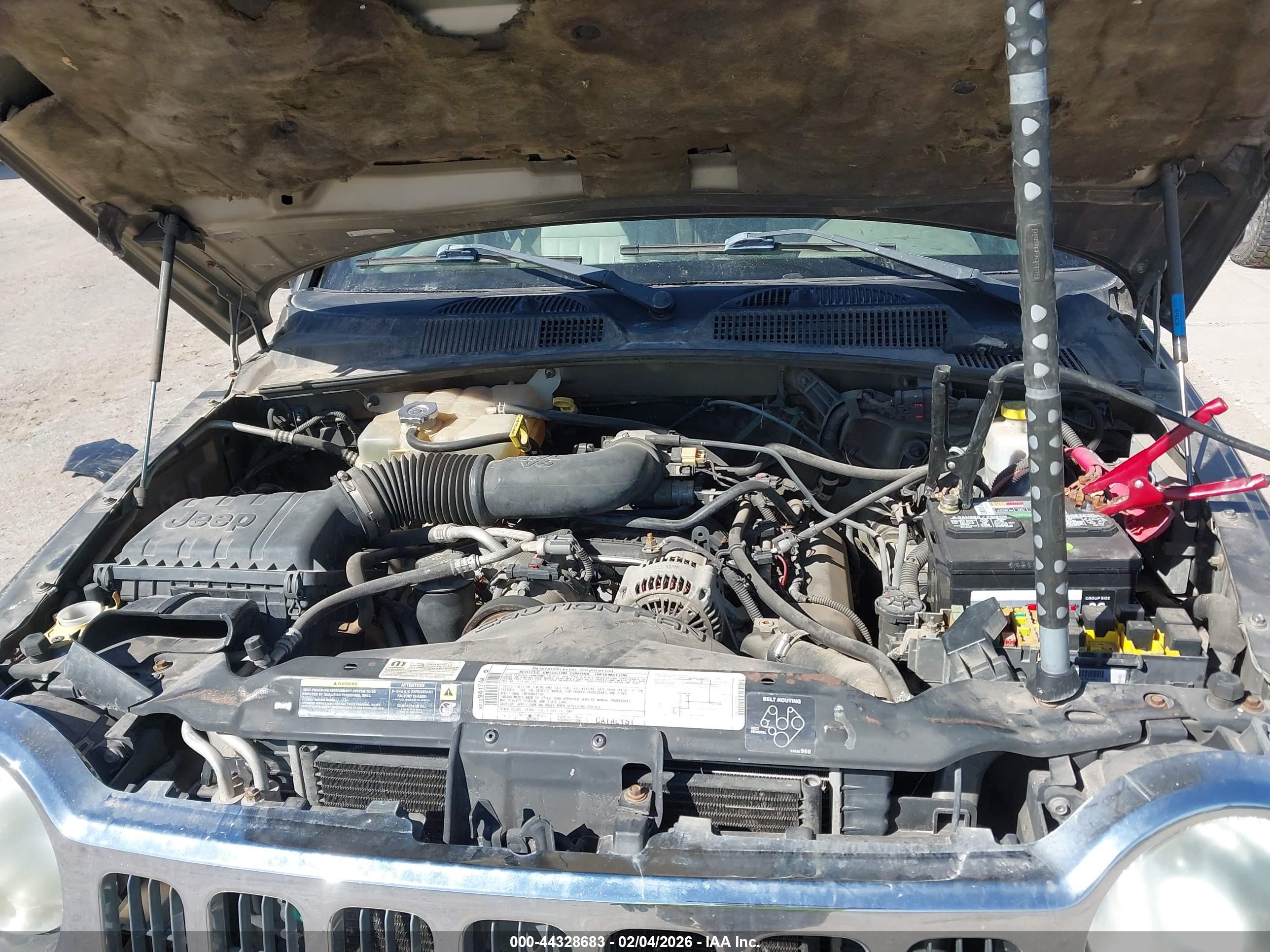 JEEP LIBERTY image 10