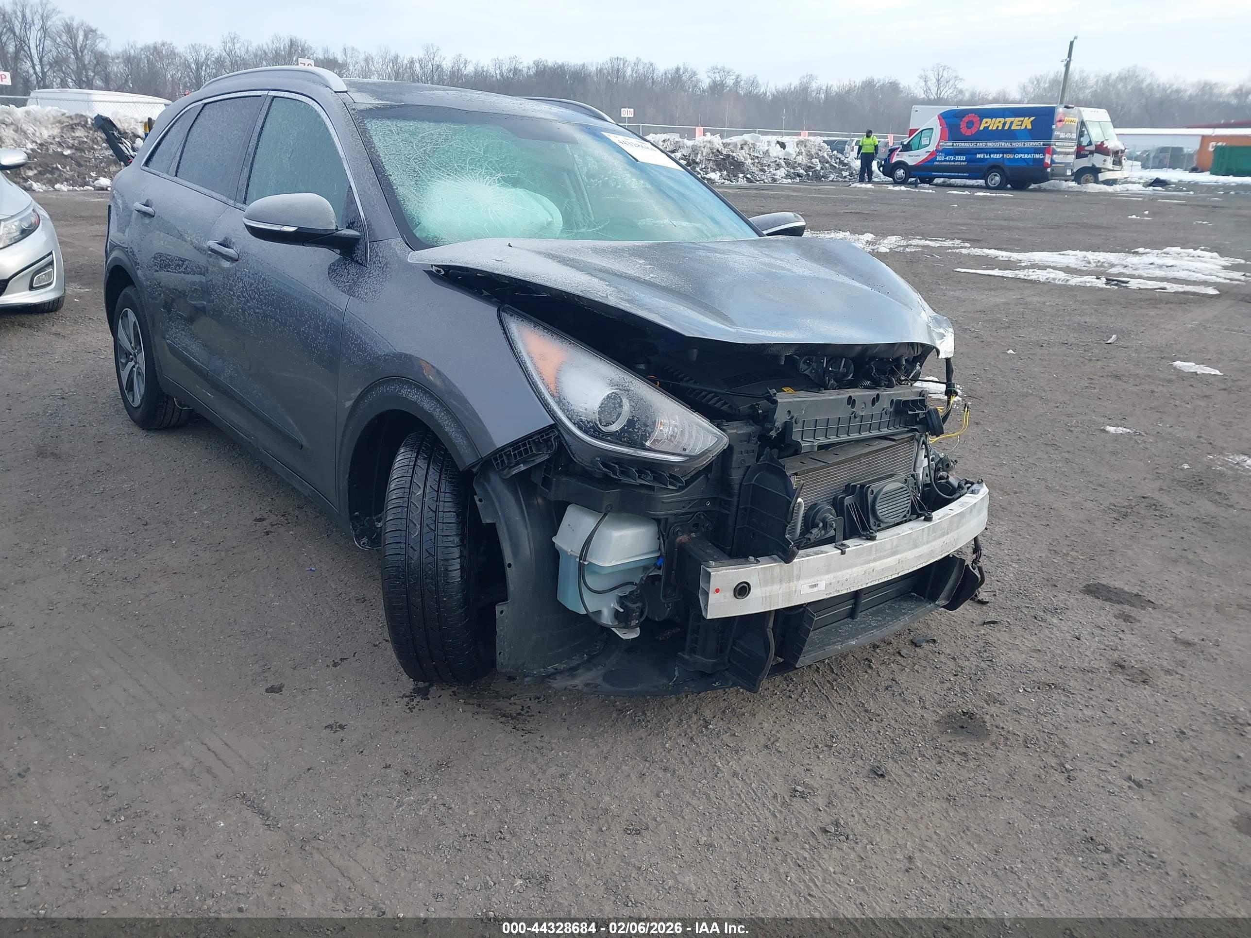 KIA NIRO image 6