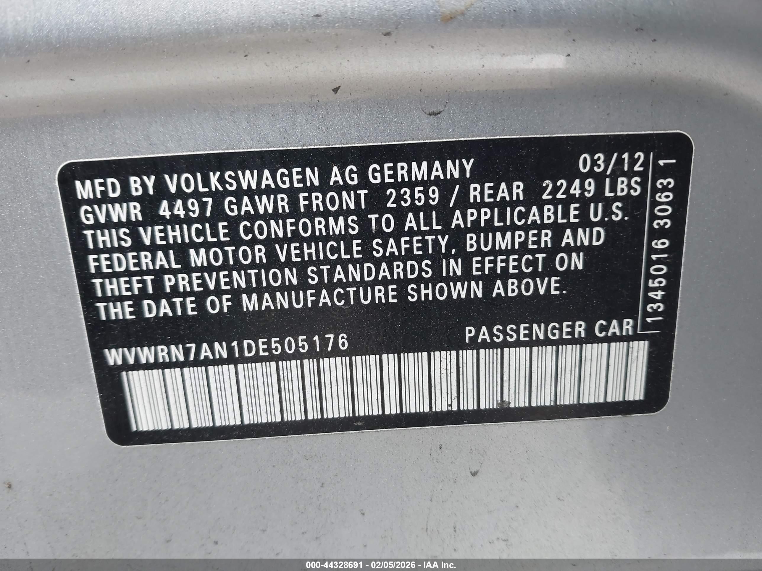 VOLKSWAGEN CC image 9