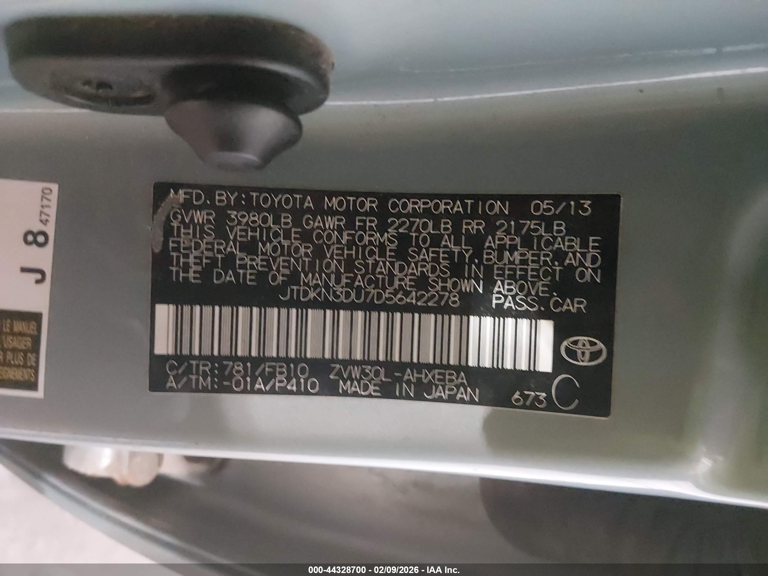 TOYOTA PRIUS image 9