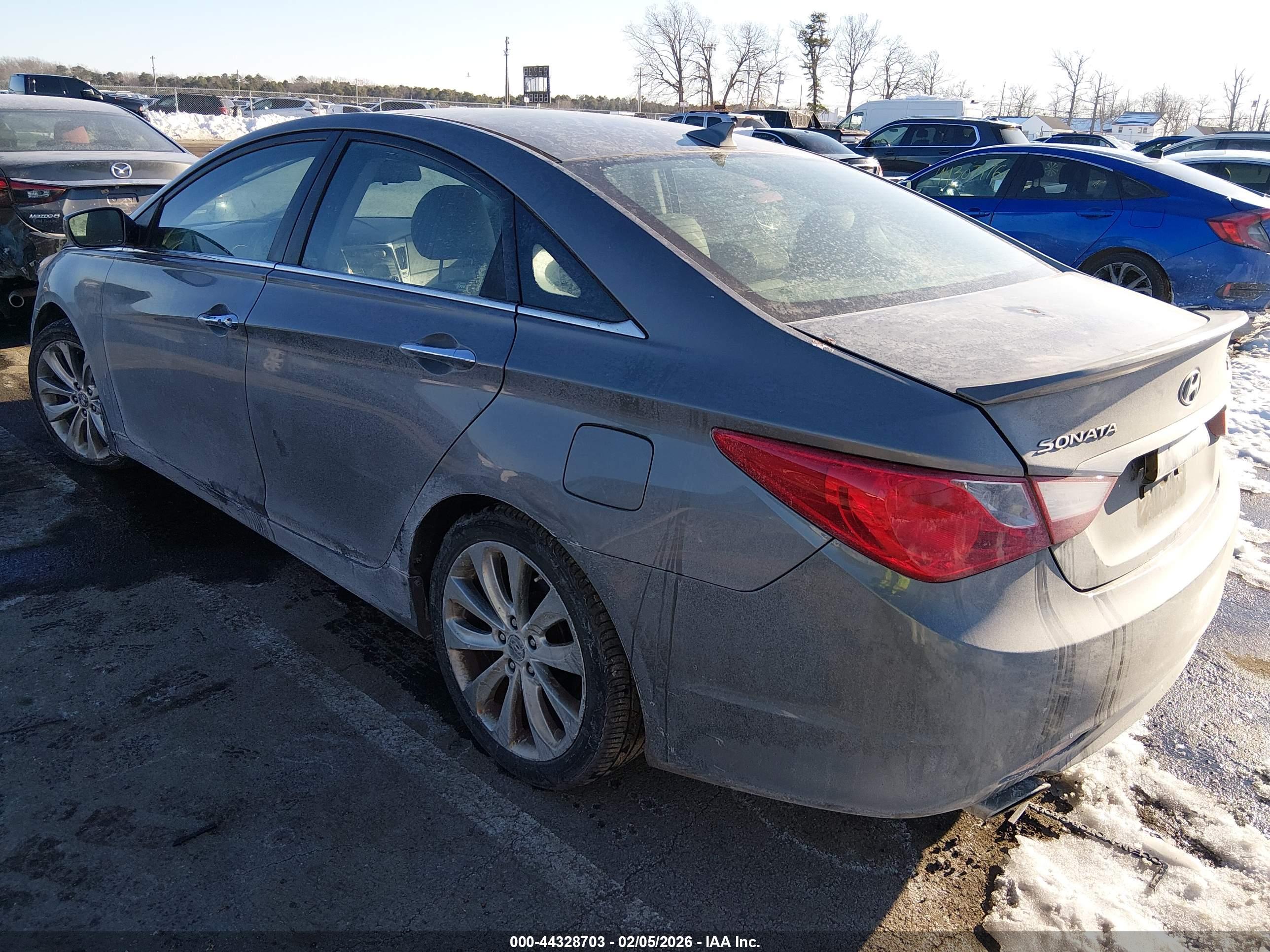 HYUNDAI SONATA image 3