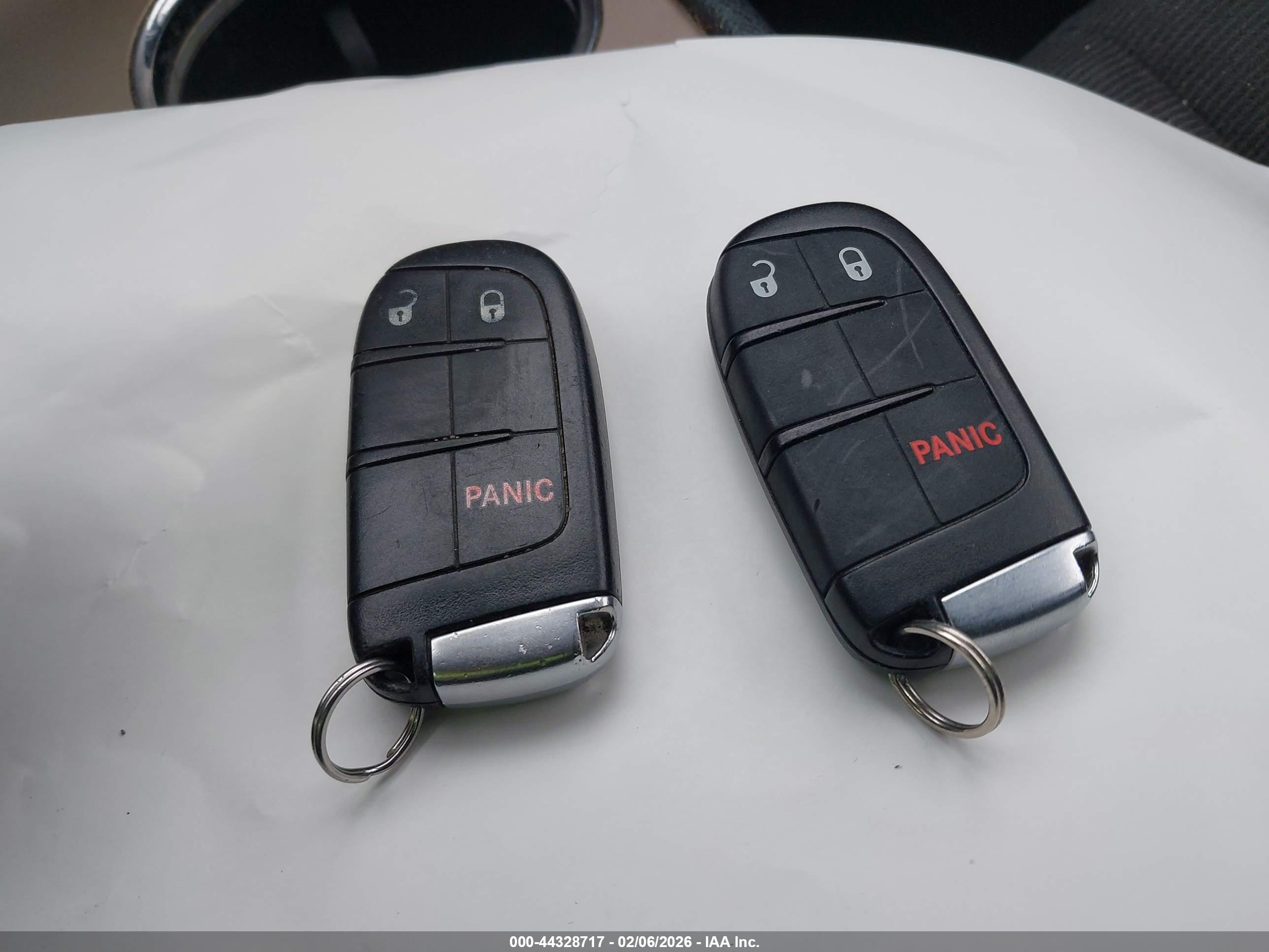 JEEP GRAND image 11