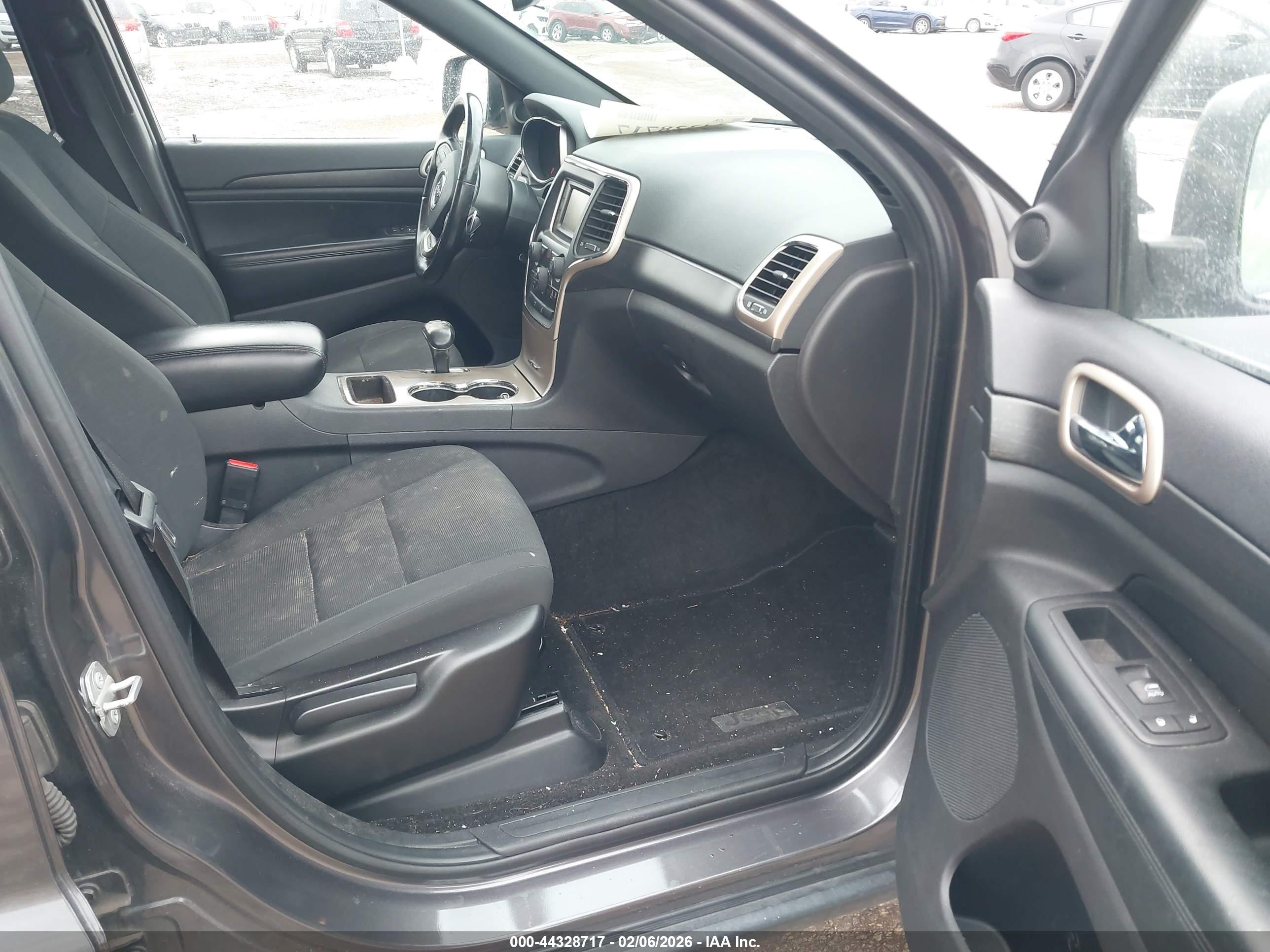 JEEP GRAND image 5