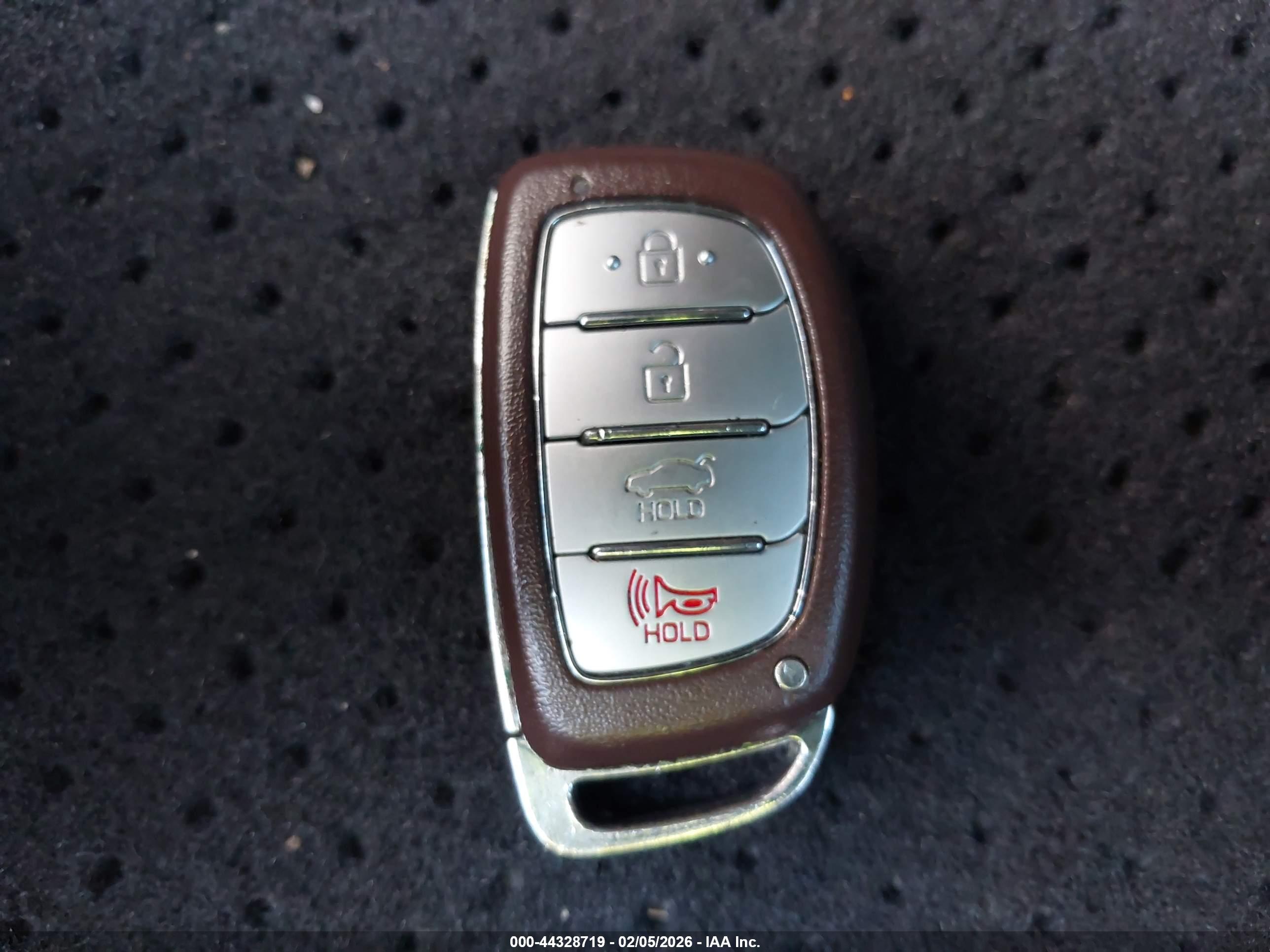 HYUNDAI SONATA image 11